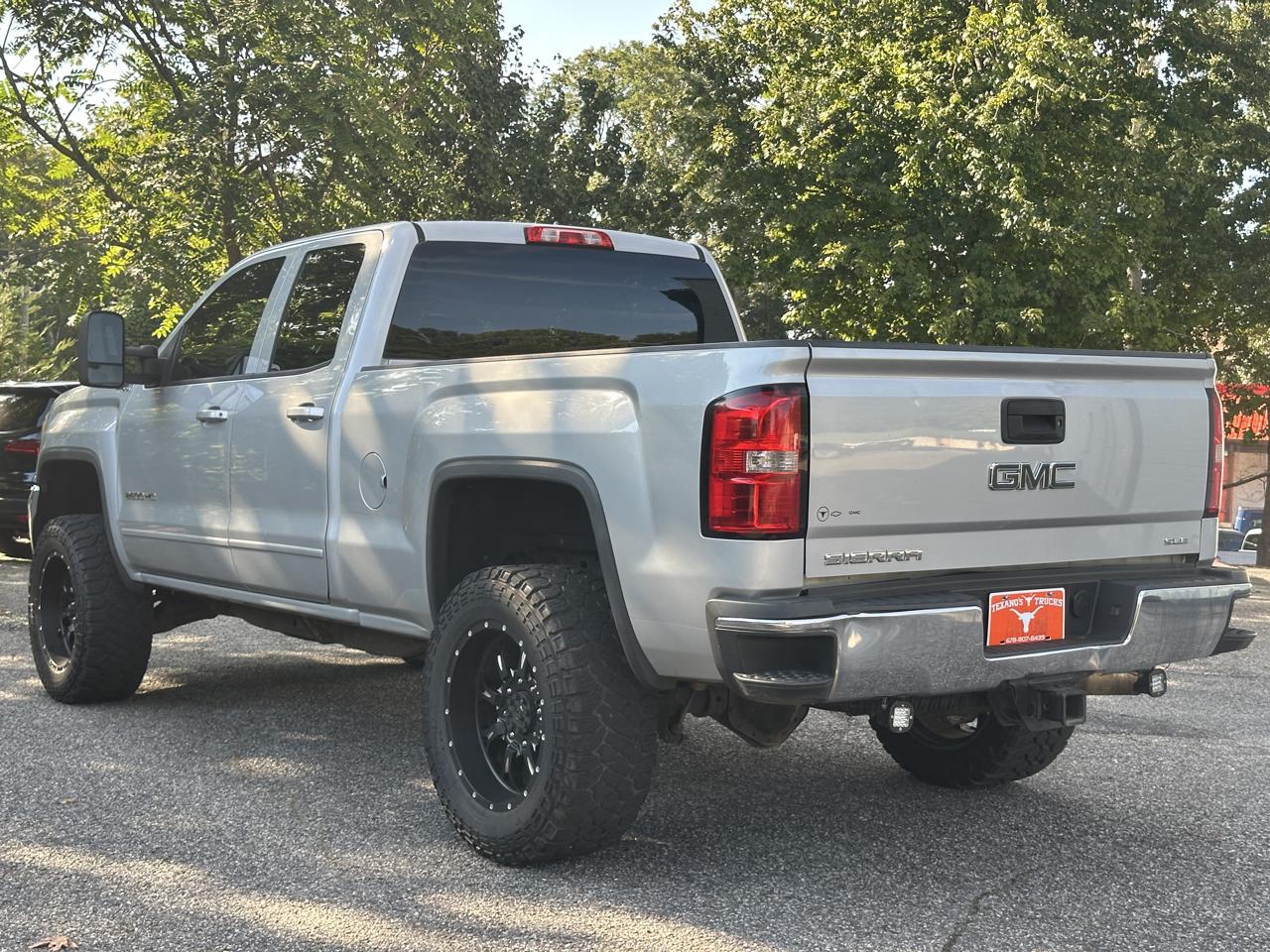 GMC Sierra 2500HD 4WD Double Cab 144.2" SLE 2015