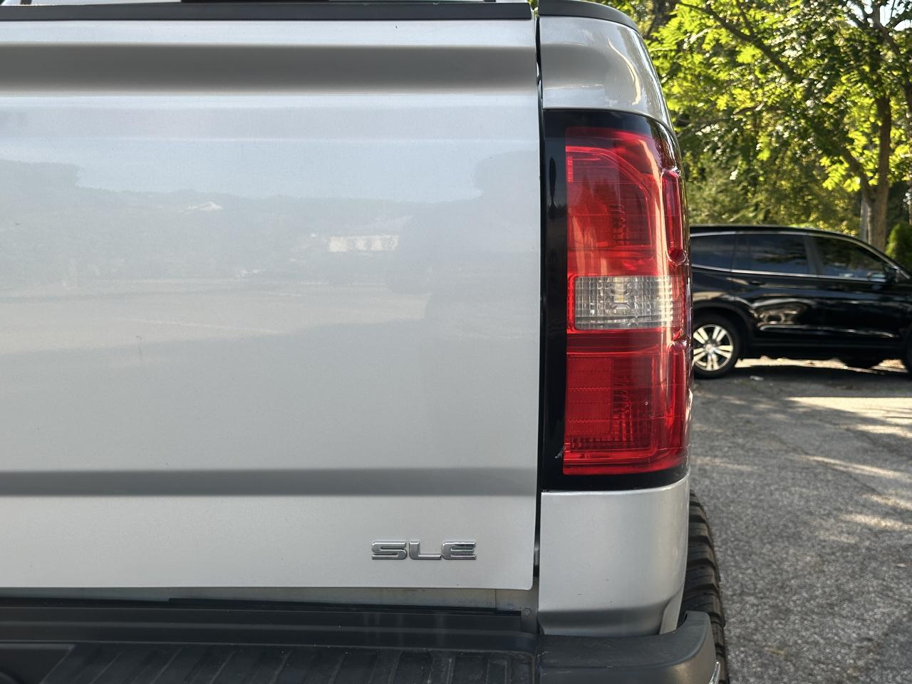 GMC Sierra 2500HD 4WD Double Cab 144.2" SLE 2015