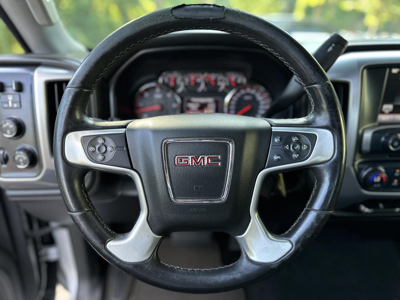 GMC Sierra 2500HD 4WD Double Cab 144.2" SLE 2015