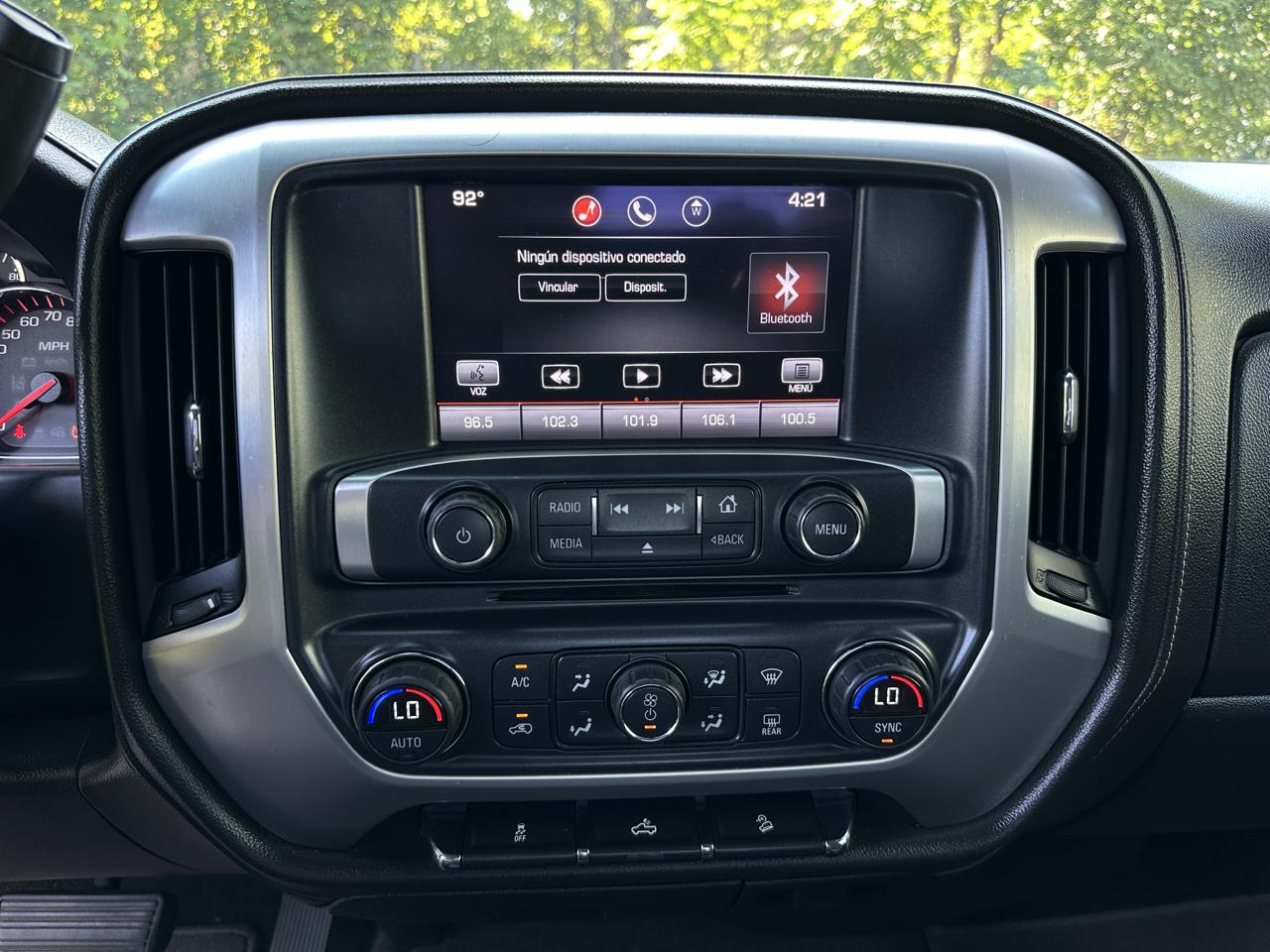 GMC Sierra 2500HD 4WD Double Cab 144.2" SLE 2015