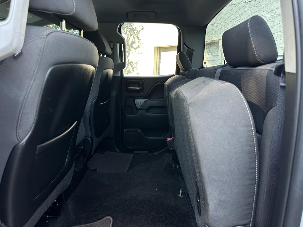 GMC Sierra 2500HD 4WD Double Cab 144.2" SLE 2015