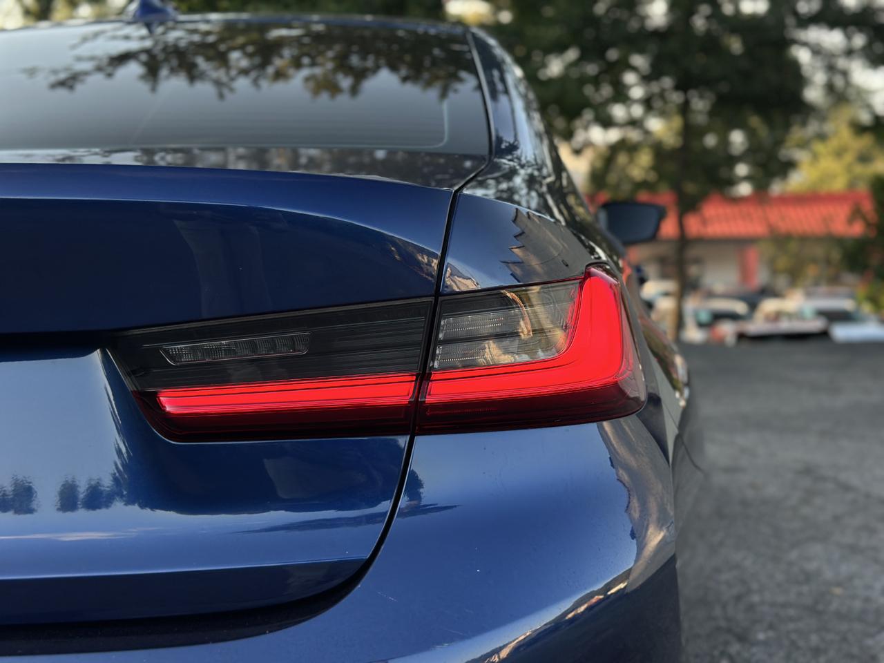 BMW 3 Series 330i xDrive Sedan 2019