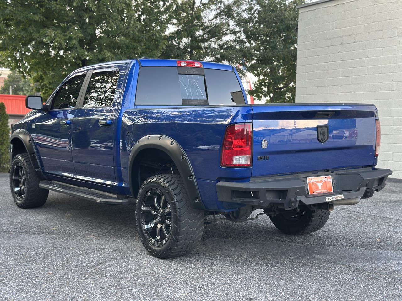RAM 1500 SLT 4x4 Crew Cab 5'7" Box 2017