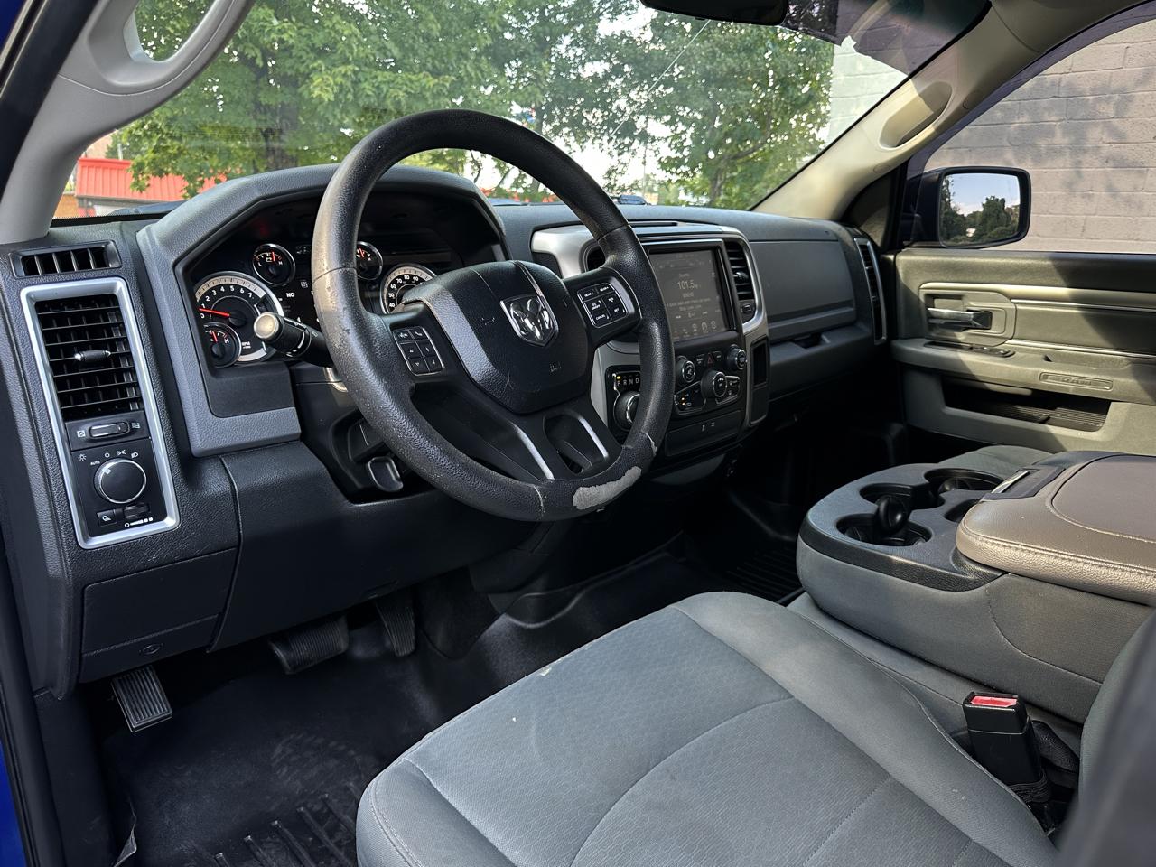 RAM 1500 SLT 4x4 Crew Cab 5'7" Box 2017