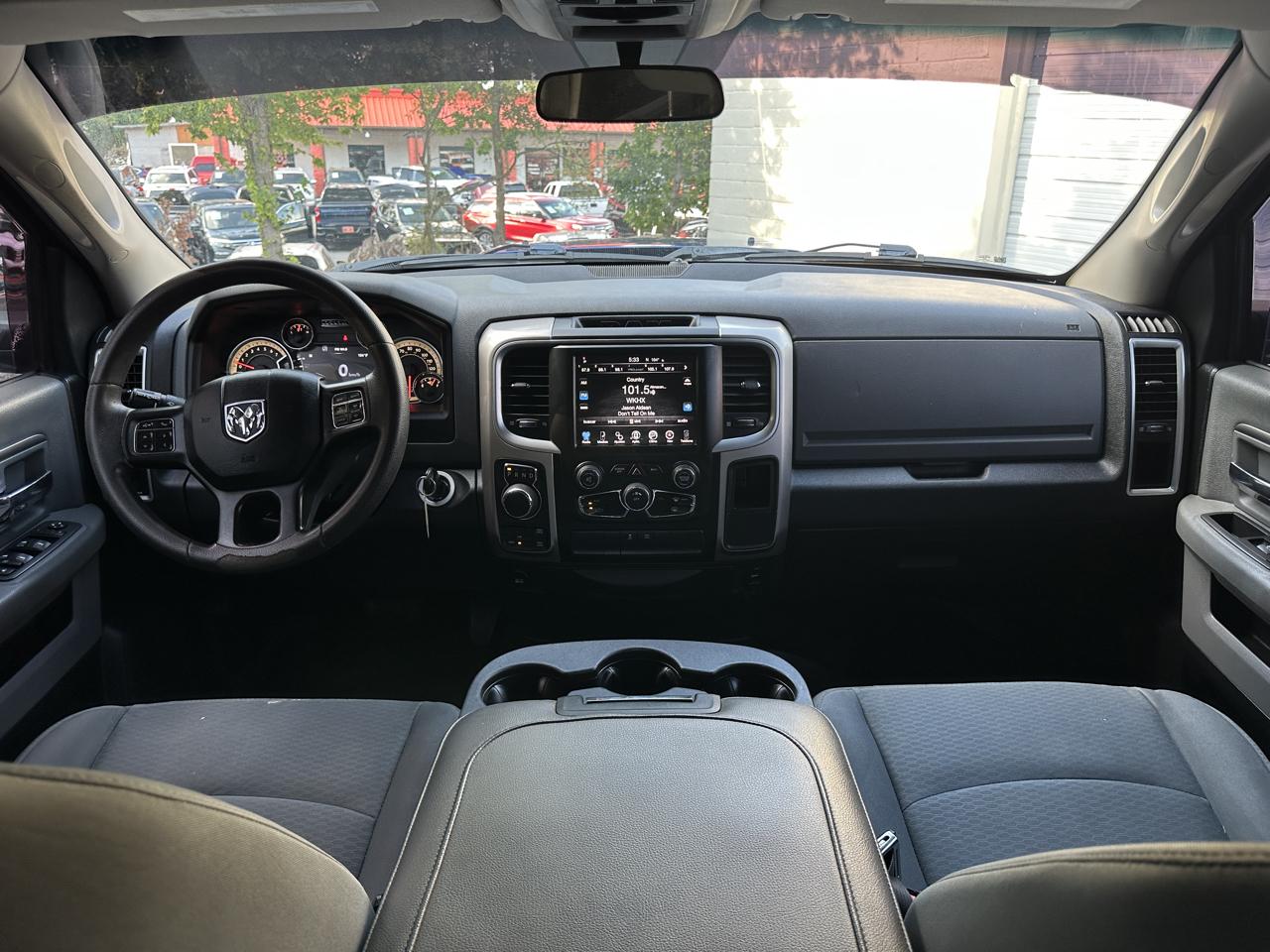 RAM 1500 SLT 4x4 Crew Cab 5'7" Box 2017