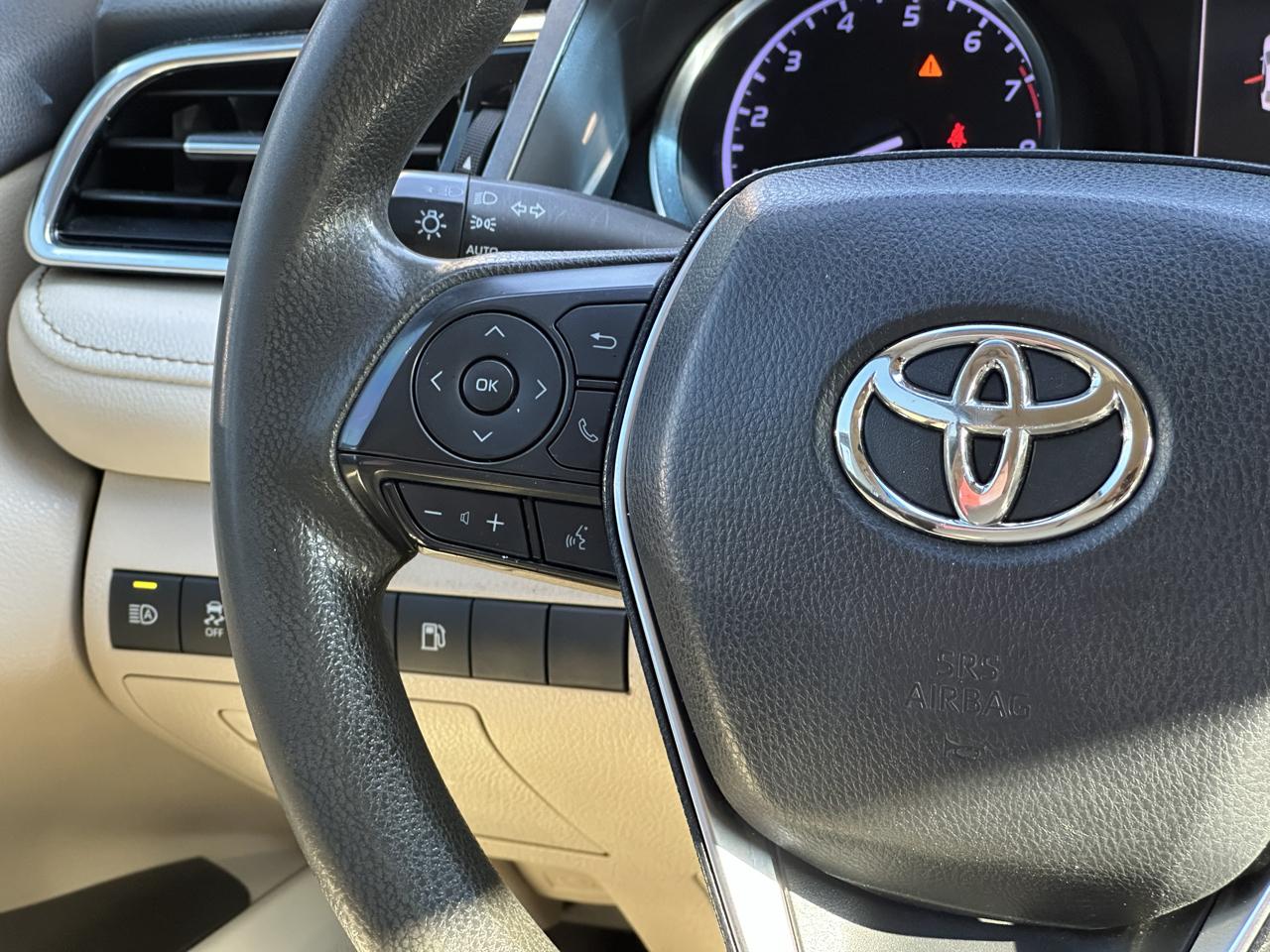 Toyota Camry  2018