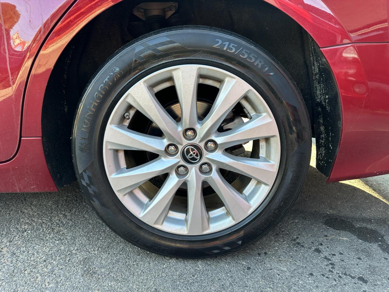 Toyota Camry  2018