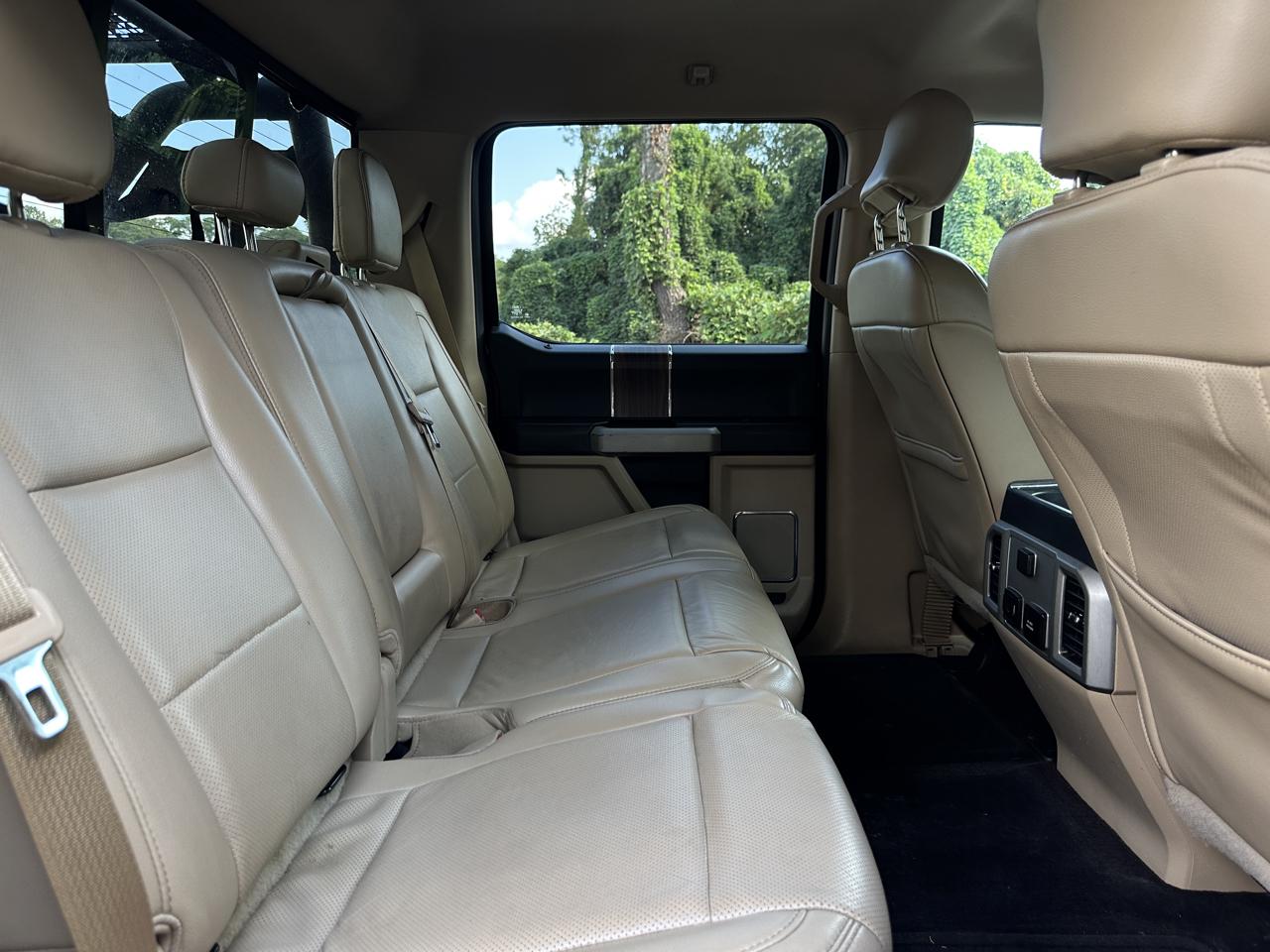 Ford F-150 Lariat SuperCrew 5.5-ft. Bed 4WD 2017
