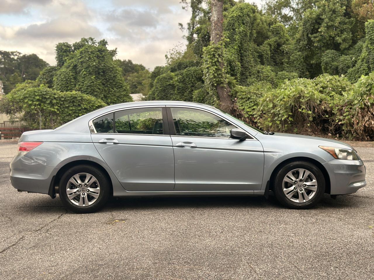 Honda Accord Sdn 4dr I4 Auto LX Premium 2012
