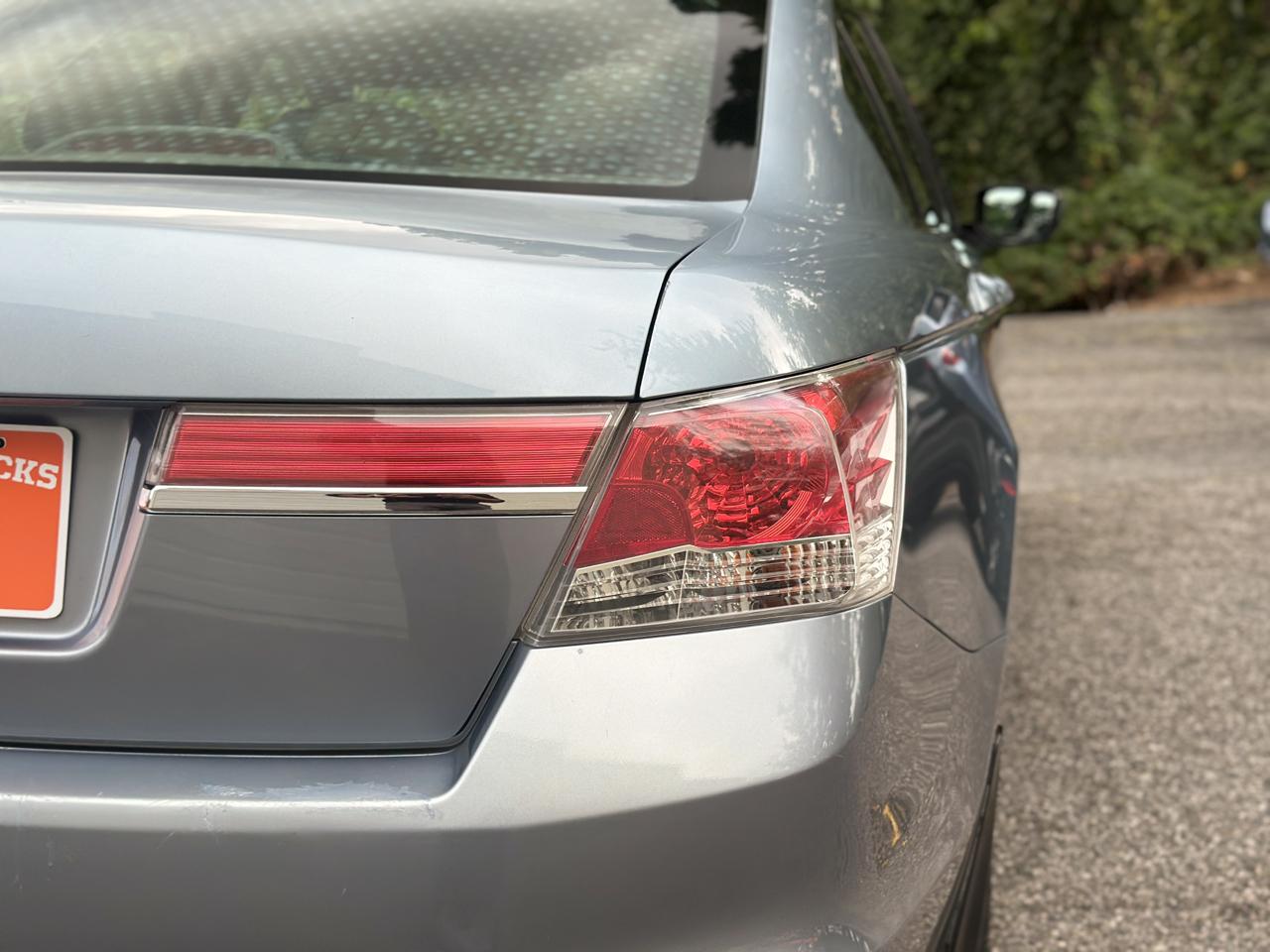 Honda Accord Sdn 4dr I4 Auto LX Premium 2012