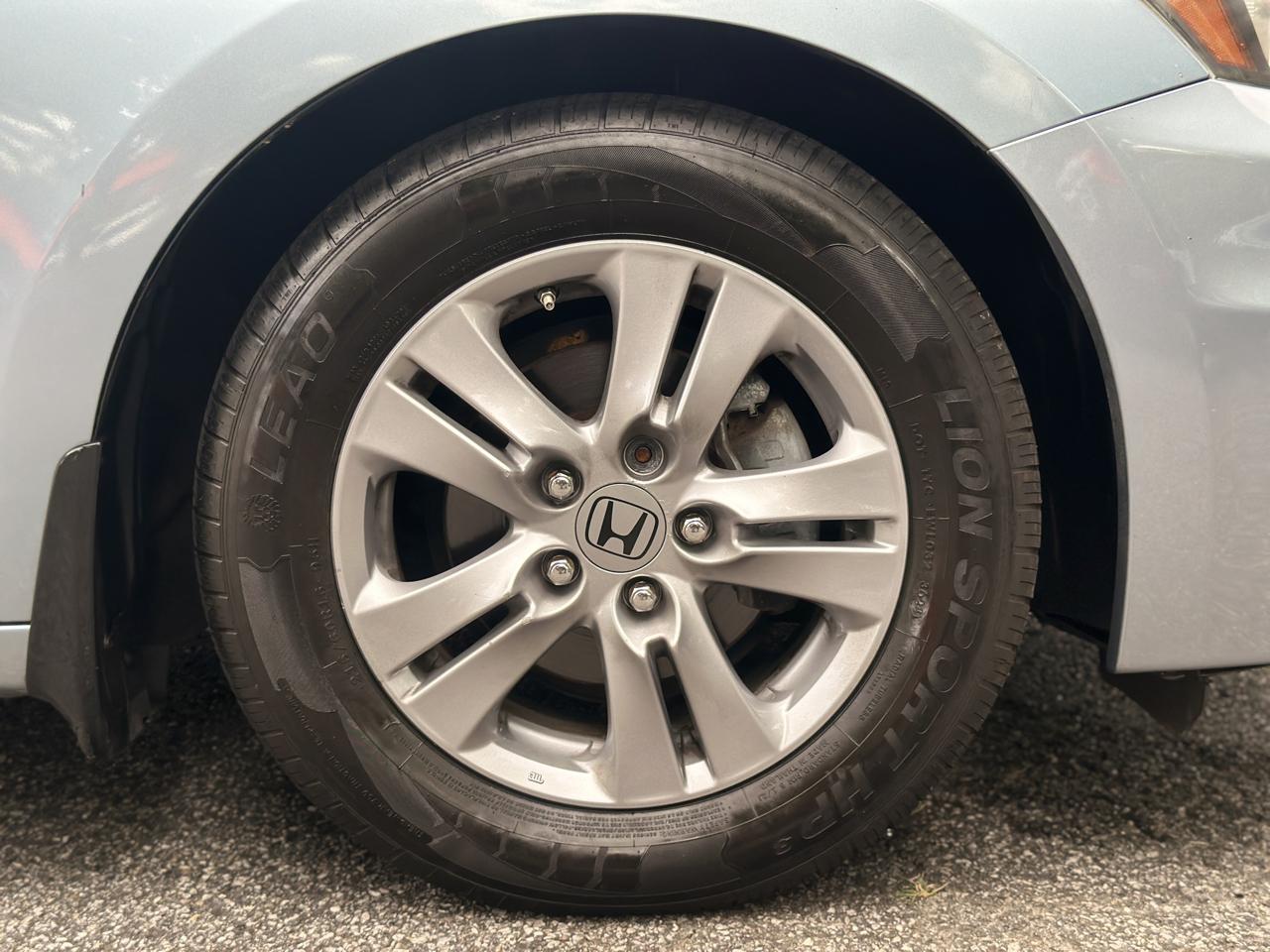 Honda Accord Sdn 4dr I4 Auto LX Premium 2012