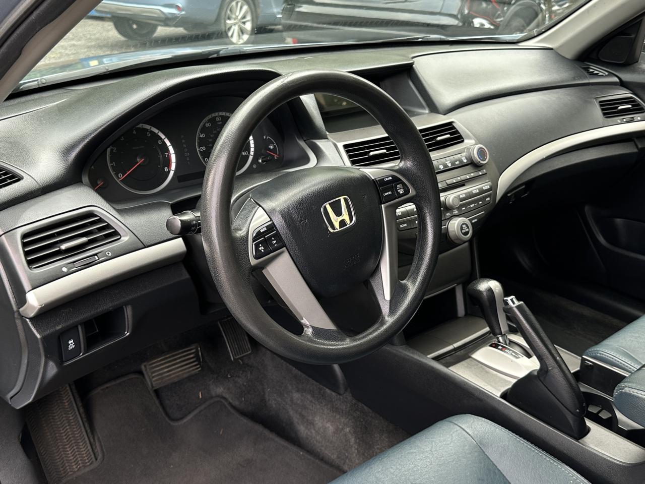 Honda Accord Sdn 4dr I4 Auto LX Premium 2012