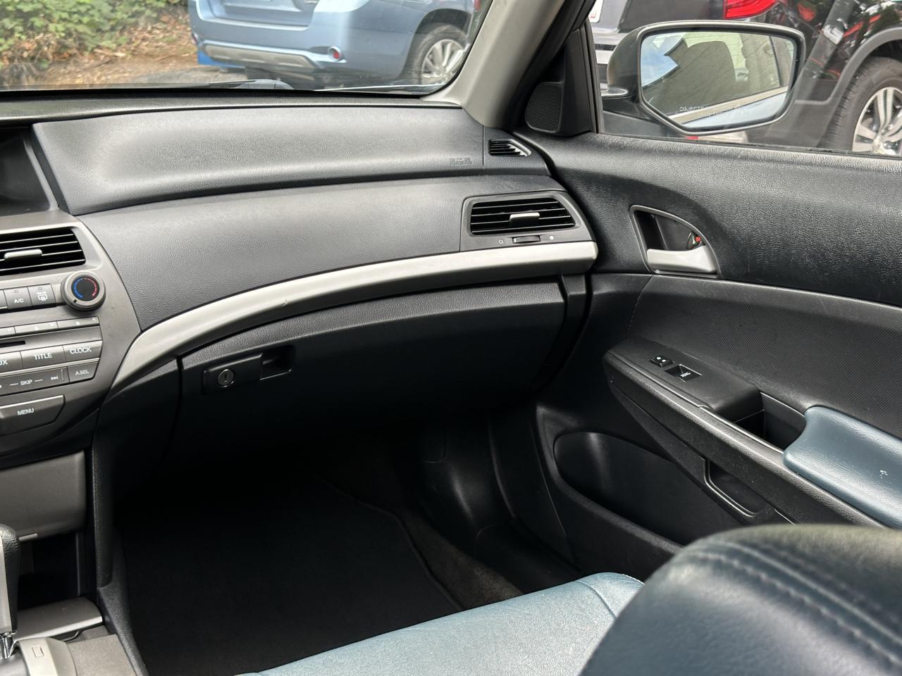 Honda Accord Sdn 4dr I4 Auto LX Premium 2012