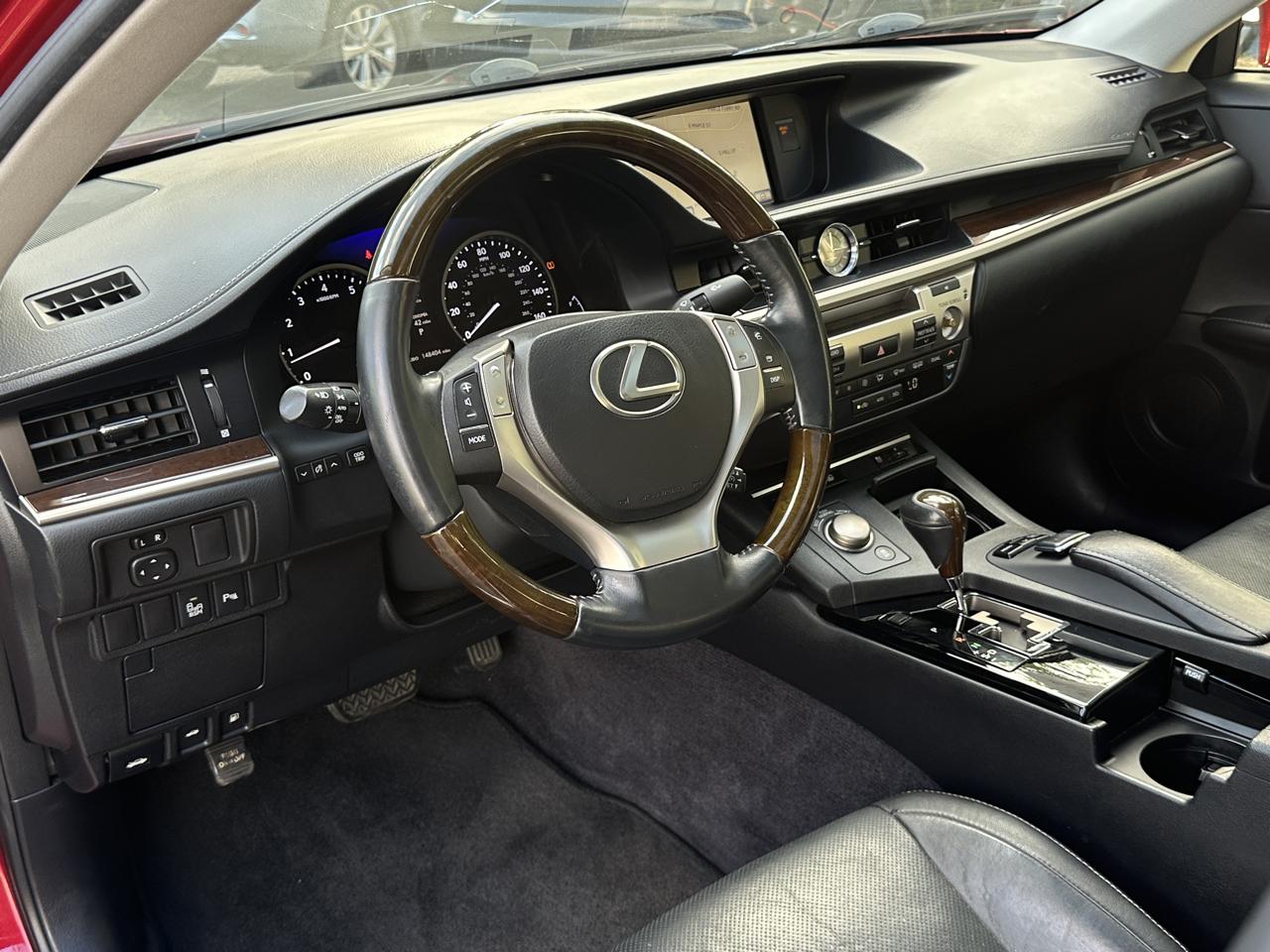 Lexus ES 350 4dr Sdn 2014