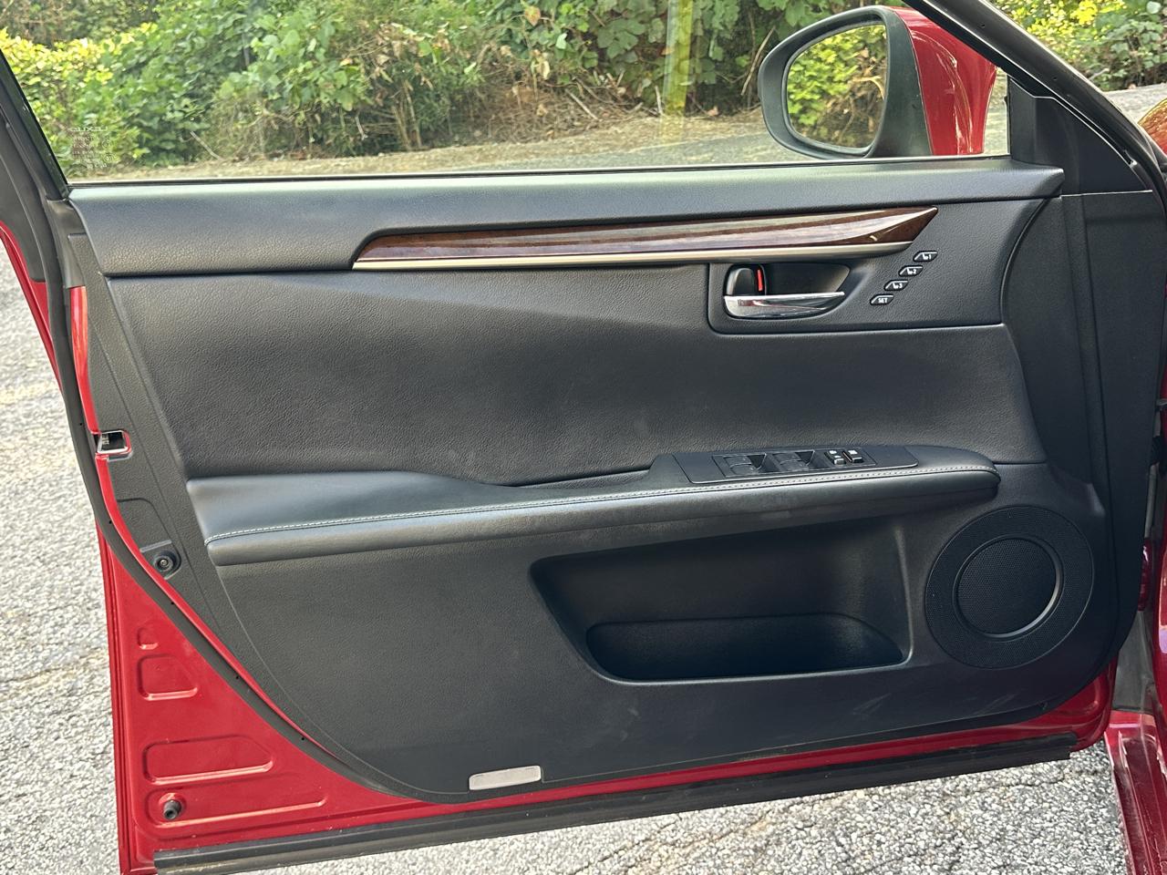 Lexus ES 350 4dr Sdn 2014