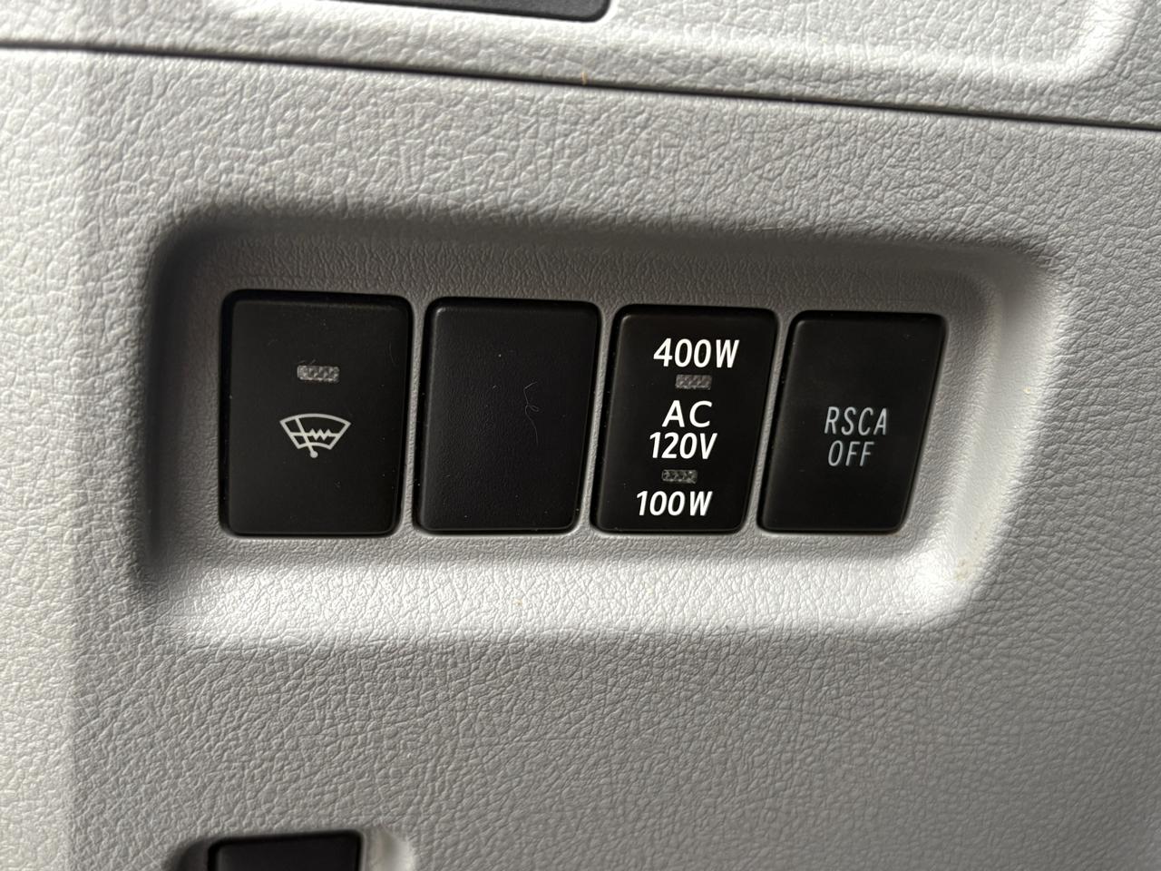 Toyota 4Runner RWD 4dr V6 Limited (Natl) 2011