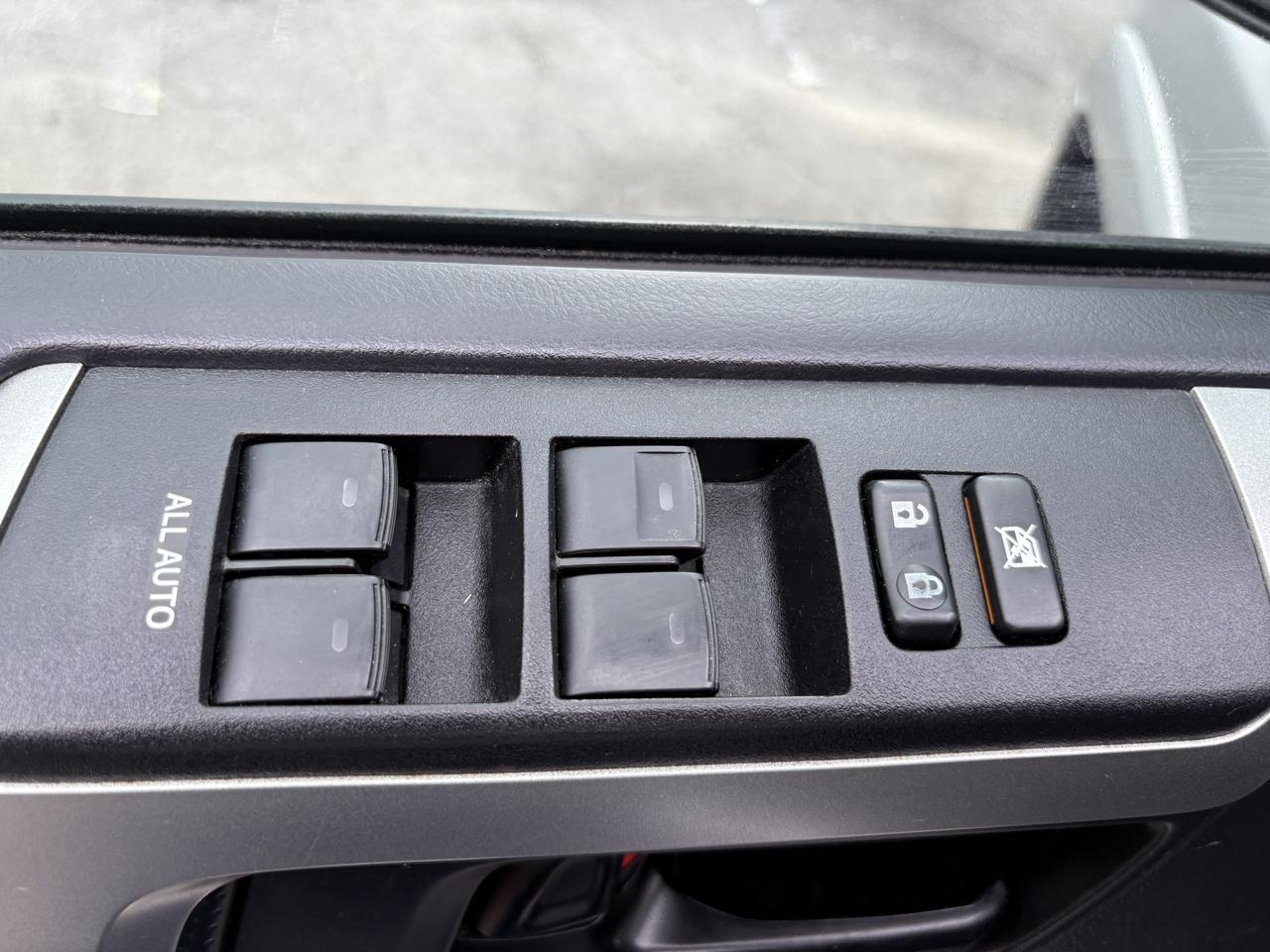 Toyota 4Runner RWD 4dr V6 Limited (Natl) 2011