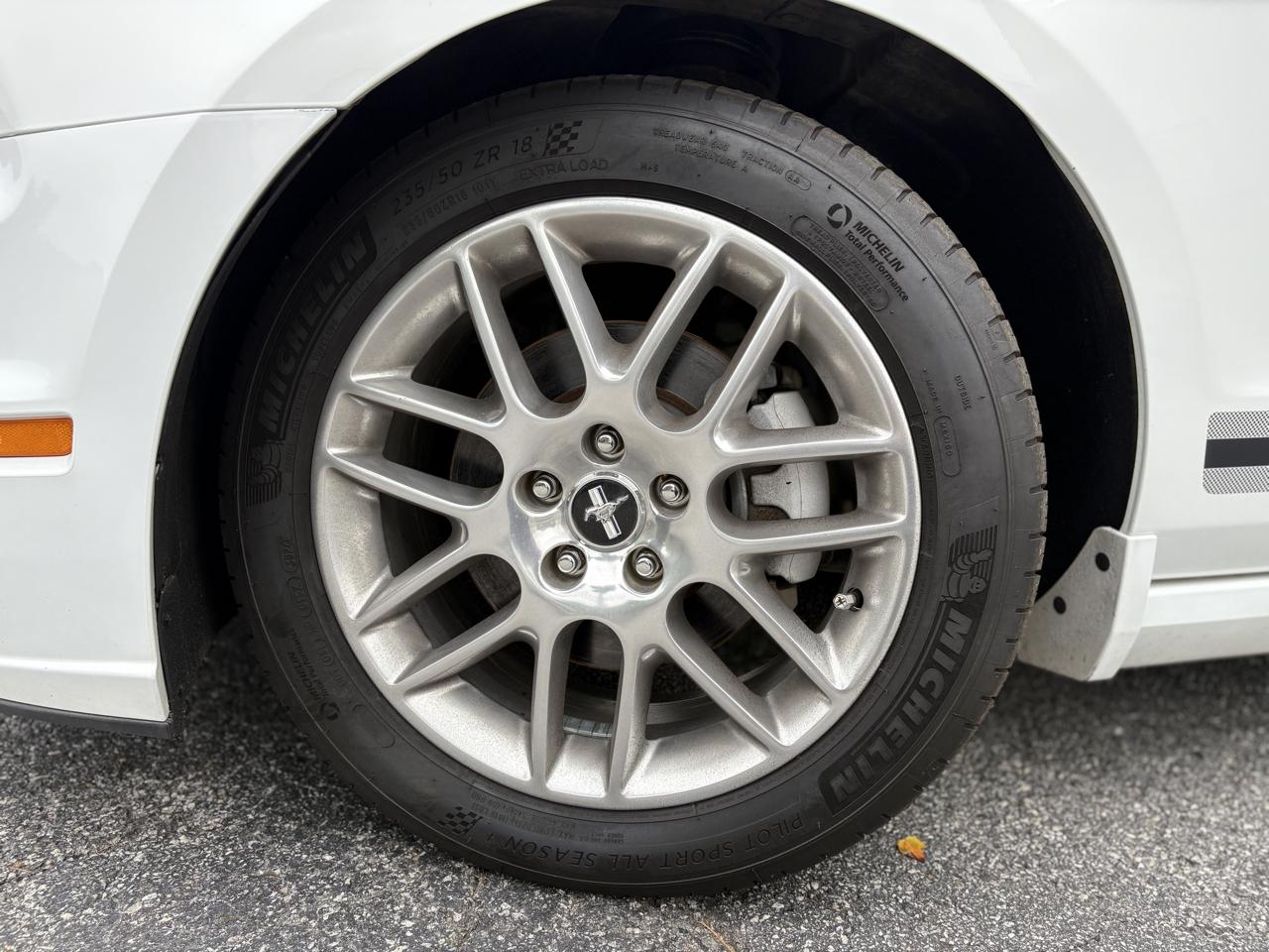 Ford Mustang 2dr Cpe V6 2014