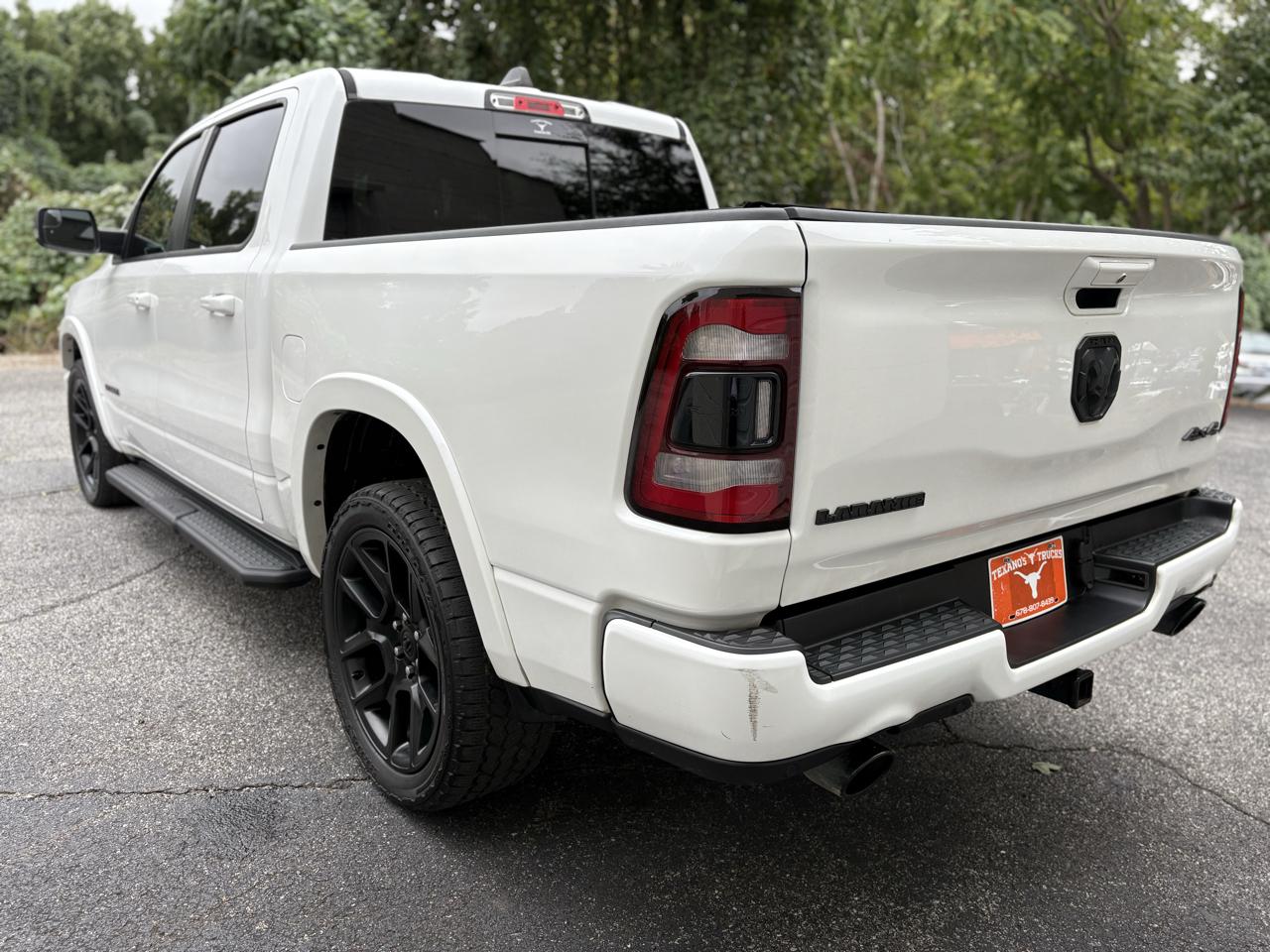 RAM 1500 Laramie 4x4 Crew Cab 5'7" Box 2021