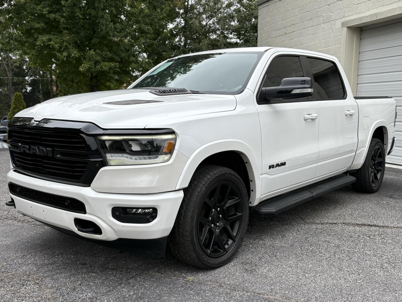 RAM 1500 Laramie 4x4 Crew Cab 5'7" Box 2021
