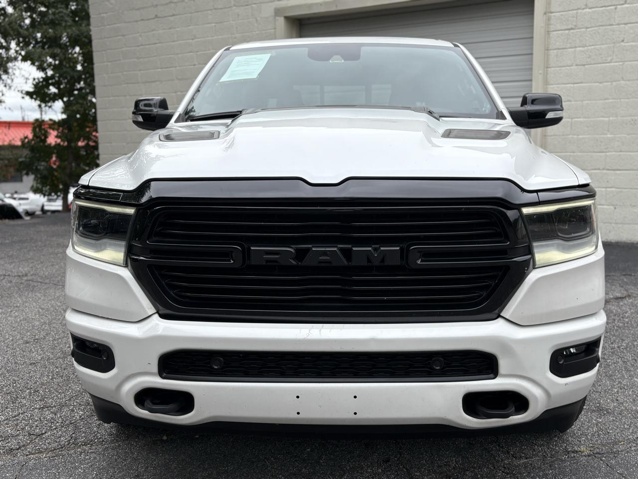 RAM 1500 Laramie 4x4 Crew Cab 5'7" Box 2021