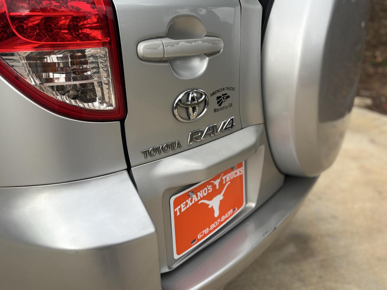 Toyota RAV4 2WD 4dr 4-cyl (Natl) 2007