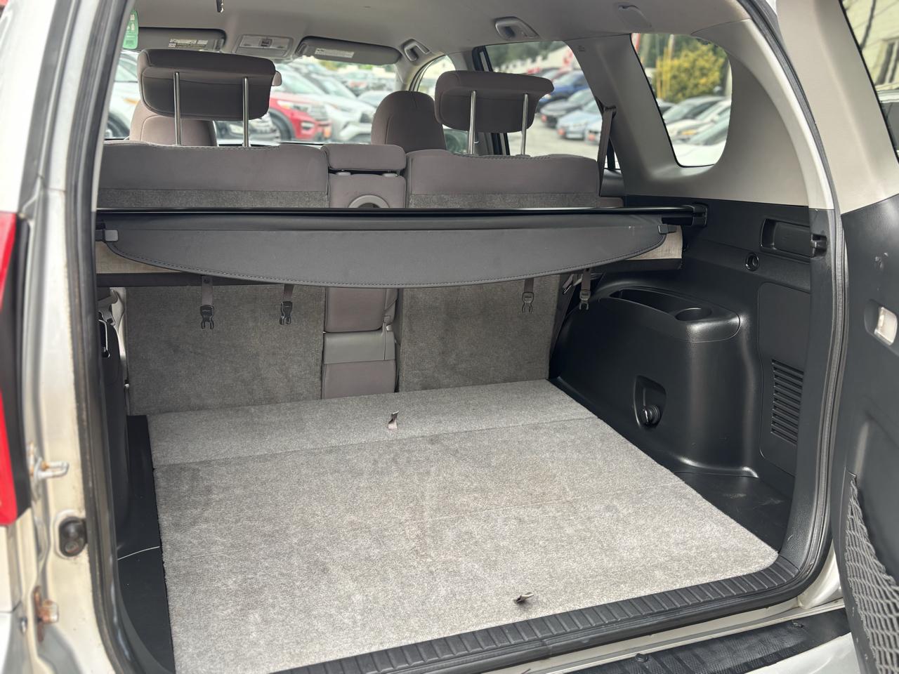 Toyota RAV4 2WD 4dr 4-cyl (Natl) 2007