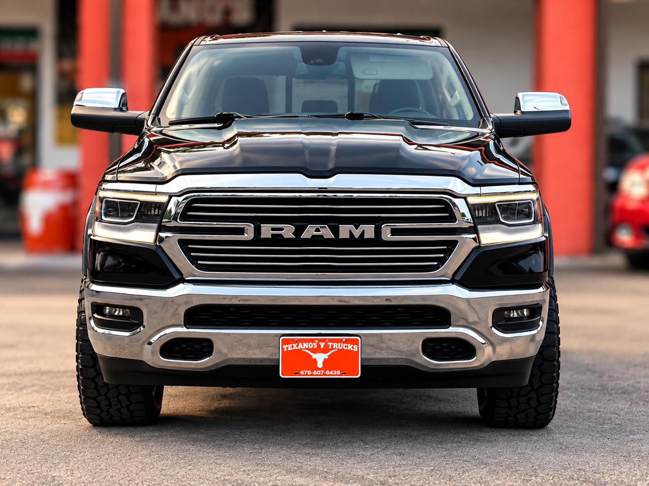 RAM 1500 Laramie 4x4 Crew Cab 5'7" Box 2019