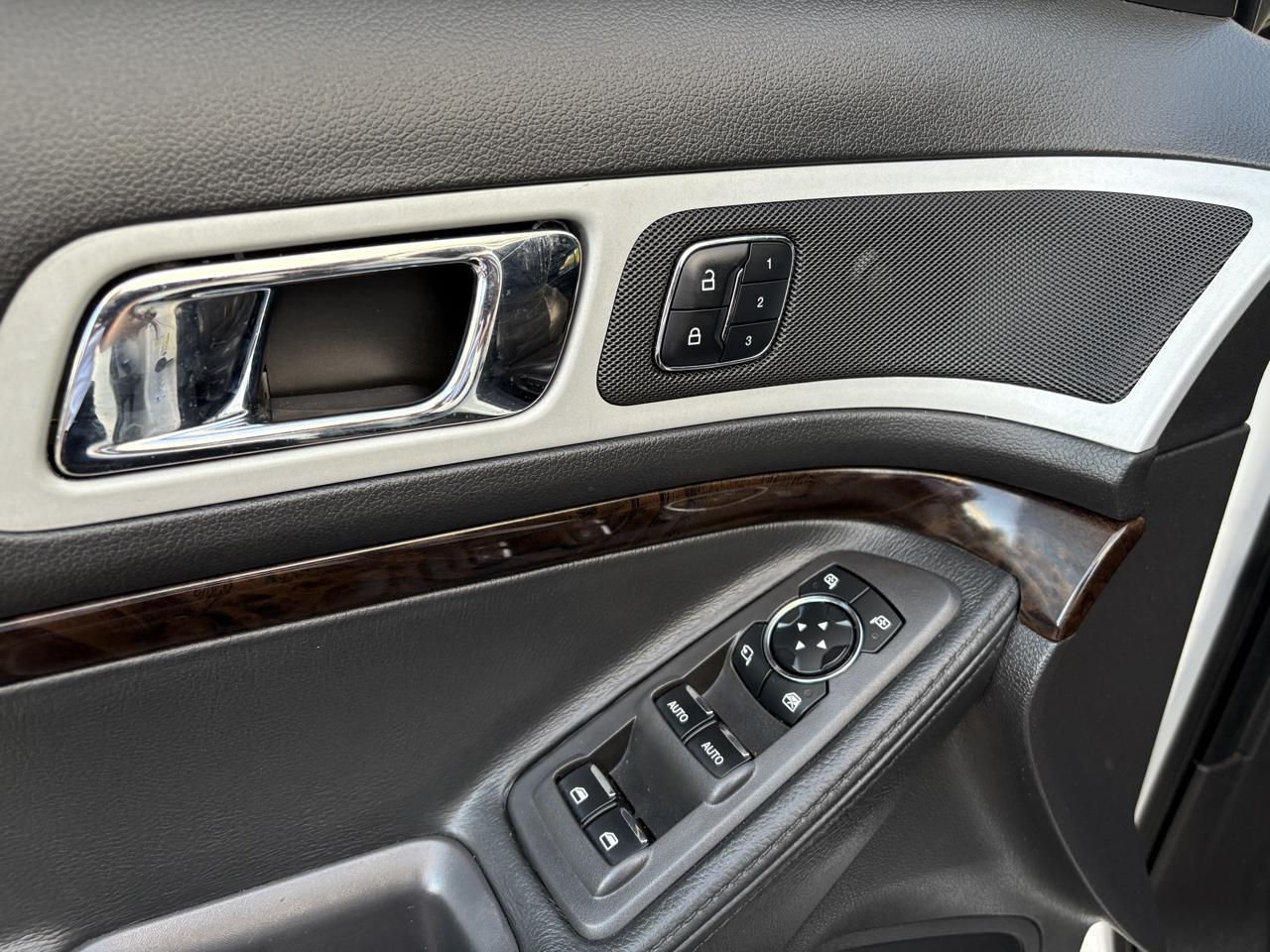 RAM 1500 Laramie 4x4 Crew Cab 5'7" Box 2019
