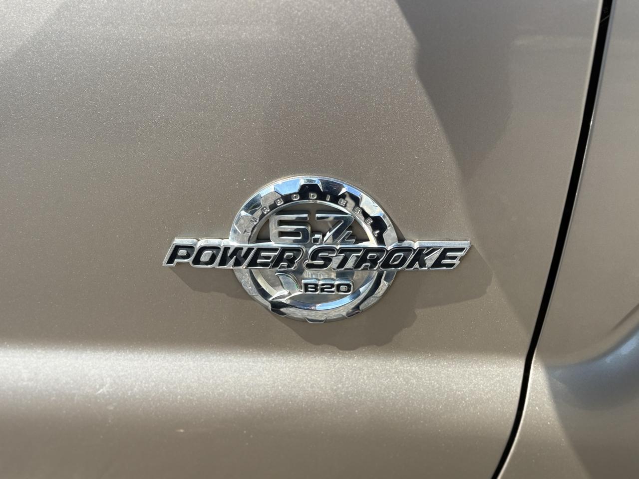 Ford Super Duty F-350 DRW 4WD Crew Cab 172" King Ranch 2011