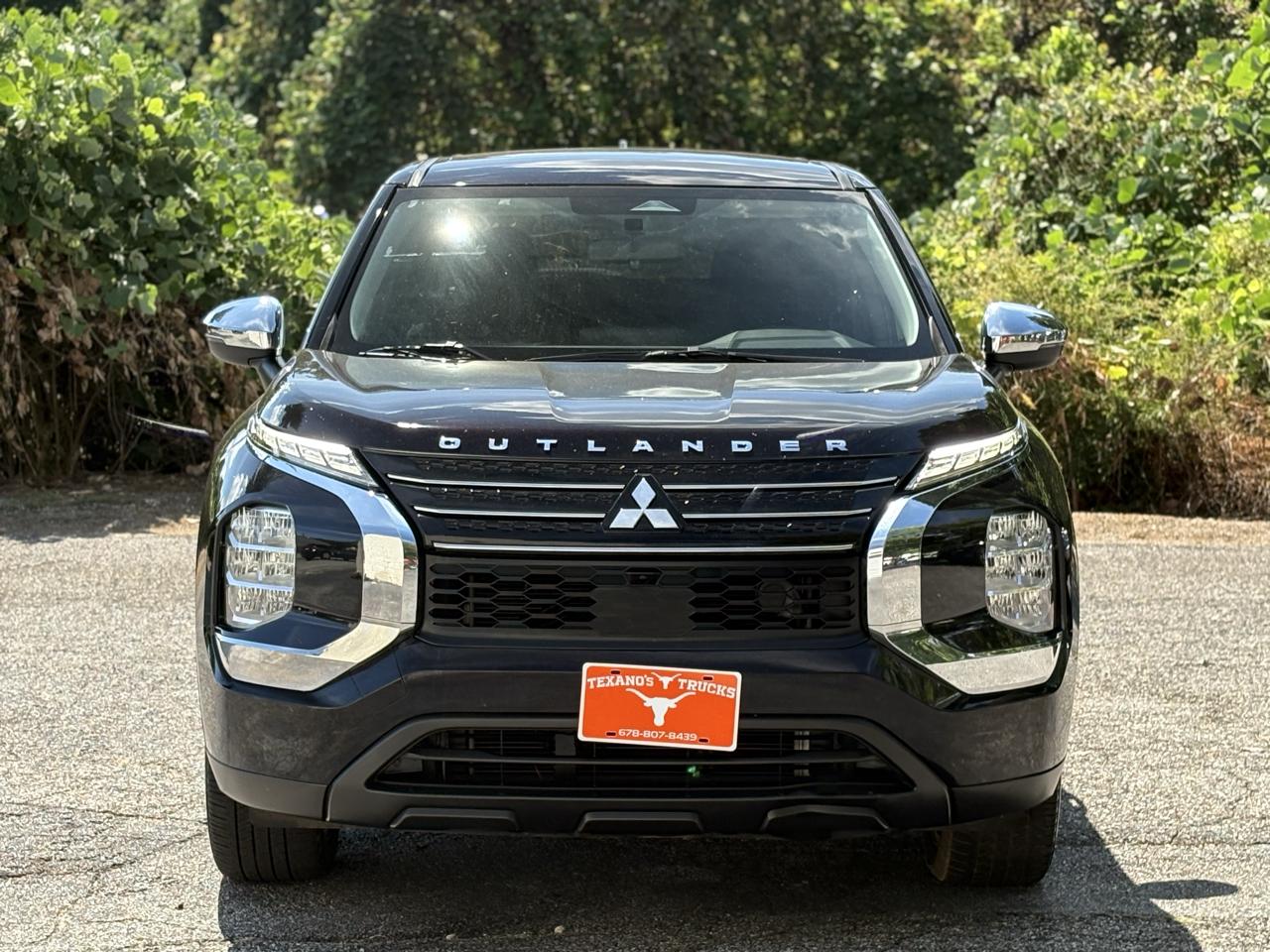 Mitsubishi Outlander ES FWD 2022