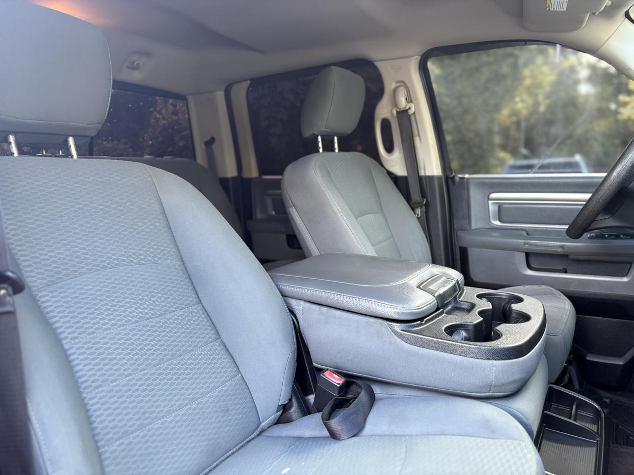 RAM 2500 4WD Crew Cab 149" SLT 2016