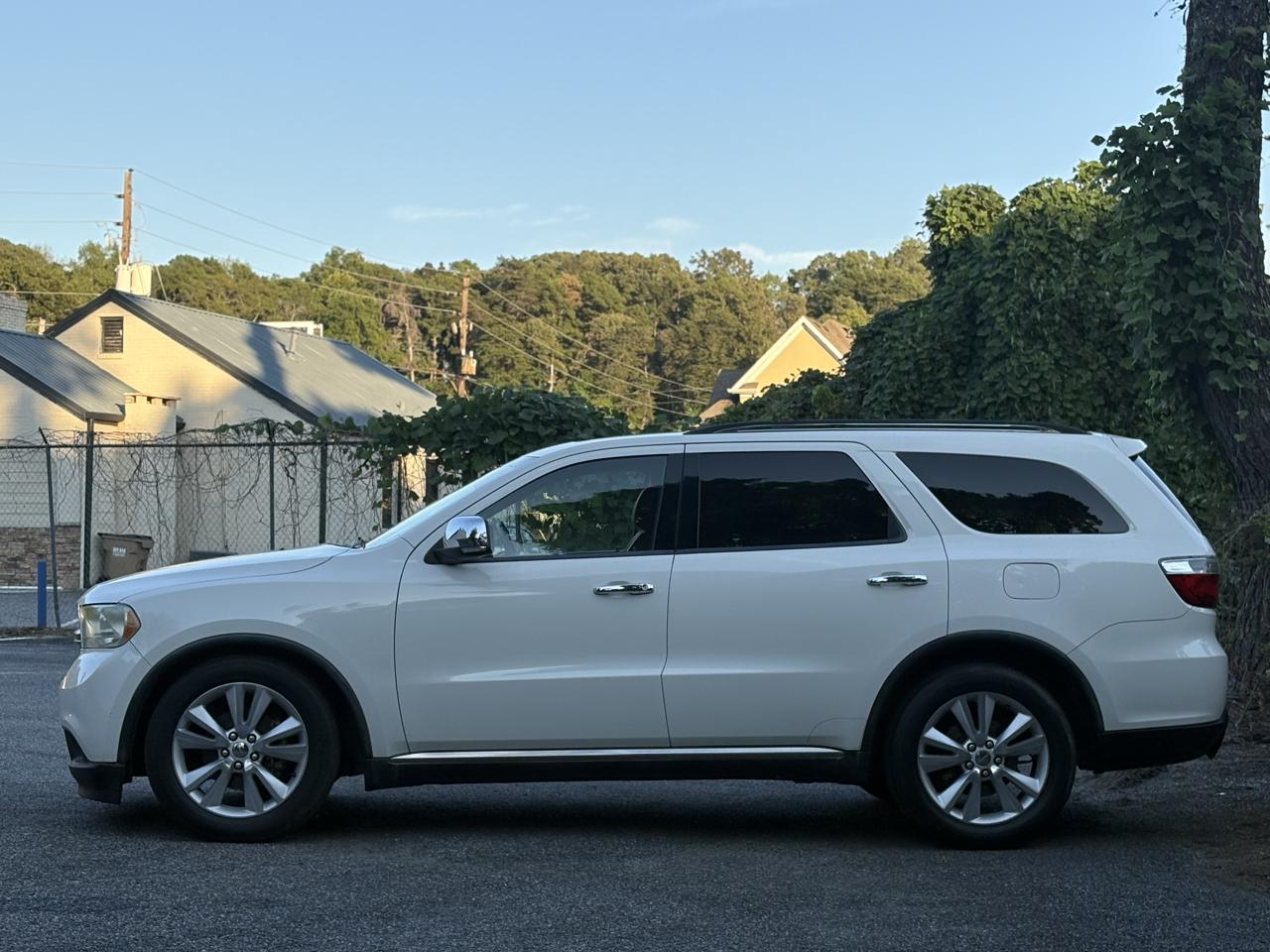 Dodge Durango 2WD 4dr Crew 2011