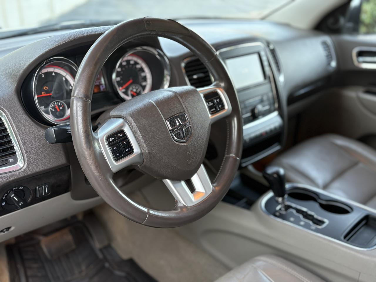 Dodge Durango 2WD 4dr Crew 2011