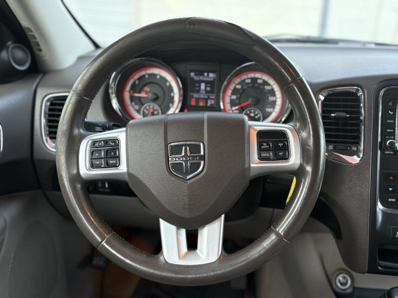 Dodge Durango 2WD 4dr Crew 2011