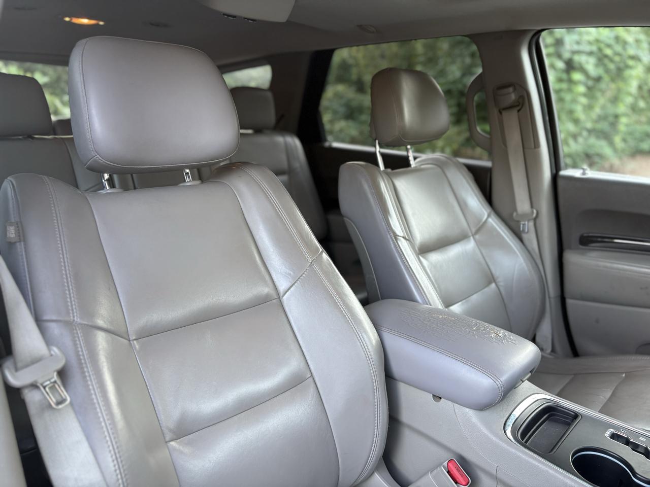 Dodge Durango 2WD 4dr Crew 2011