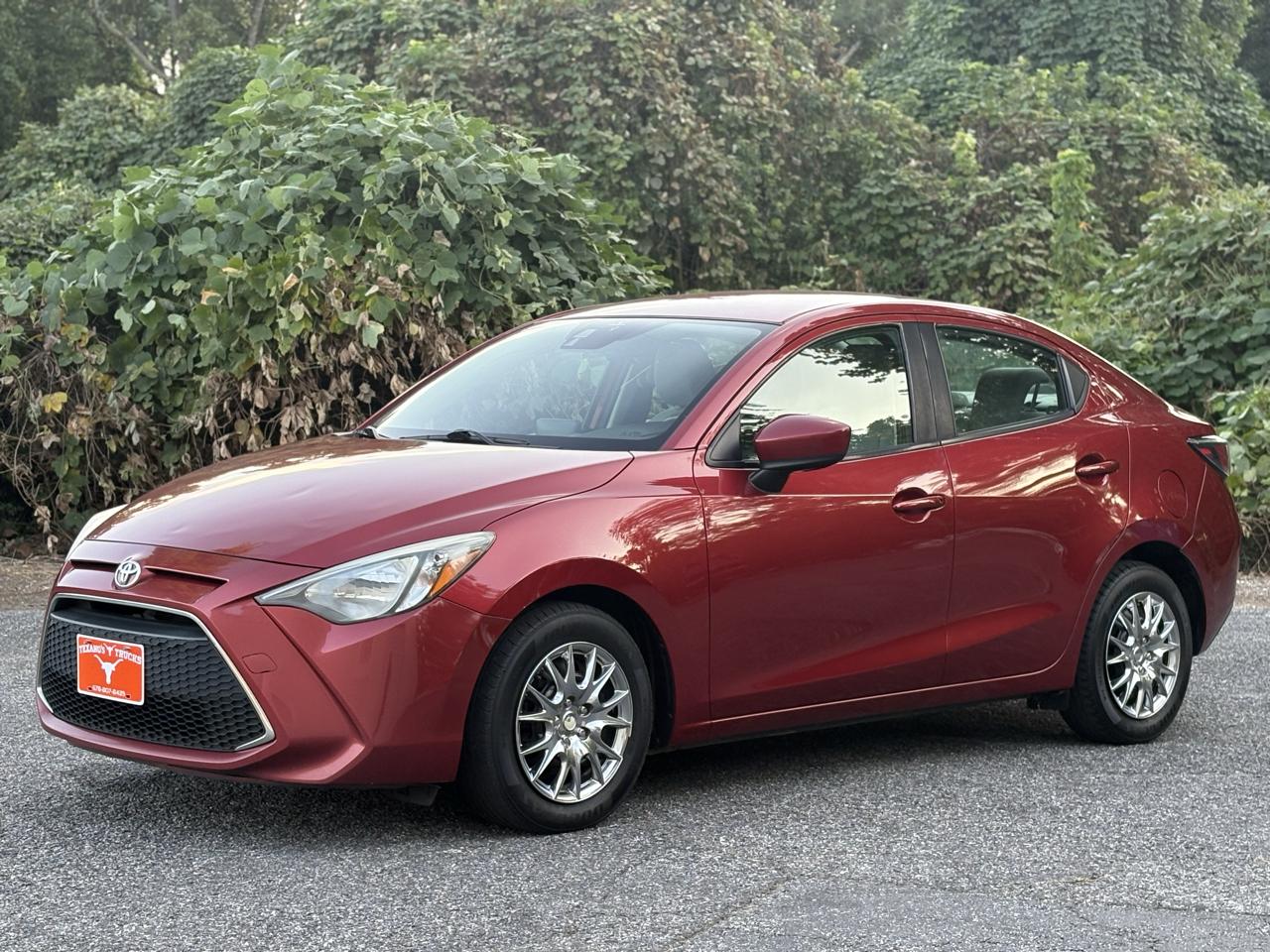 Toyota Yaris Sedan XLE Auto (Natl) 2019