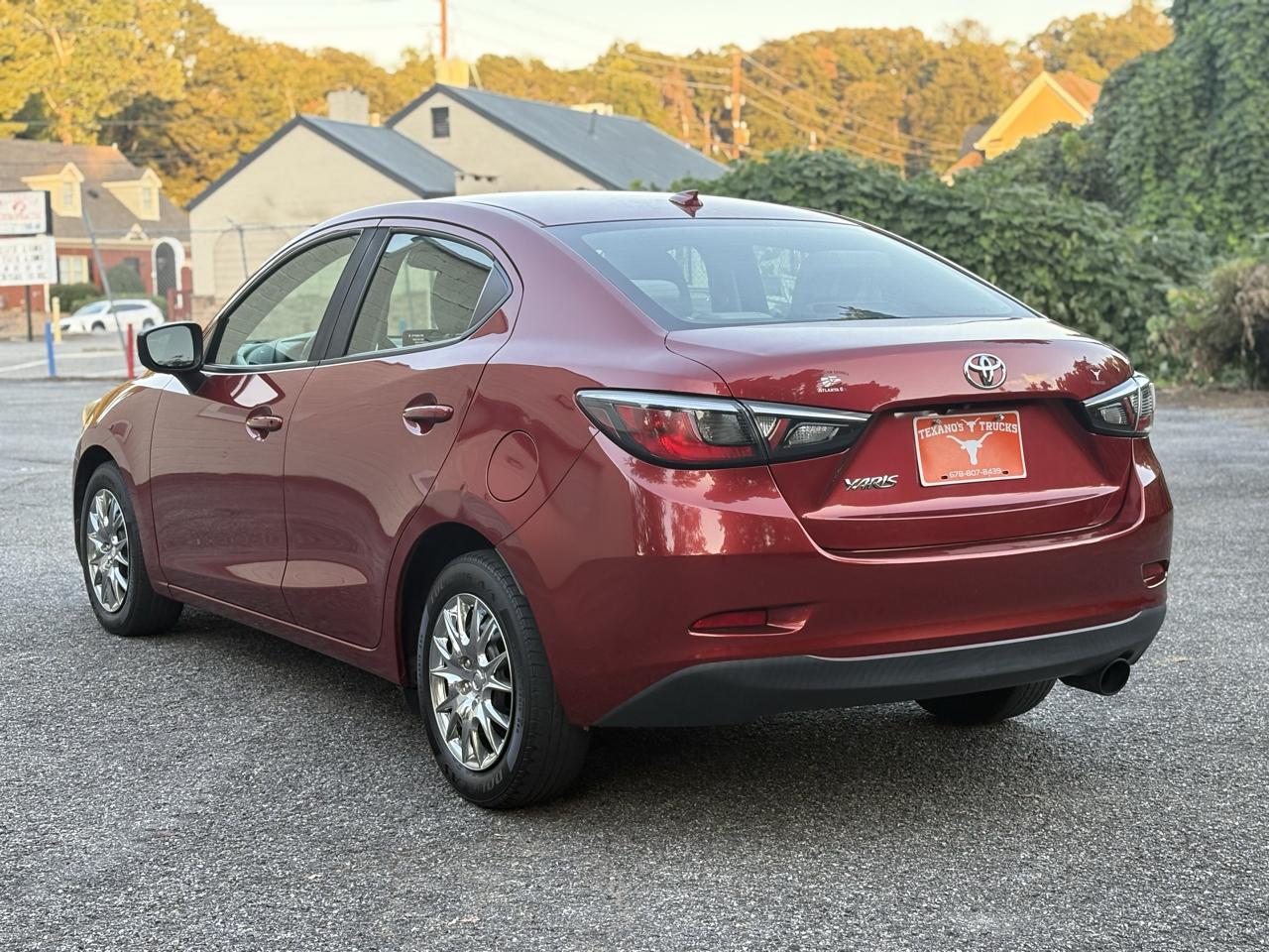 Toyota Yaris Sedan XLE Auto (Natl) 2019
