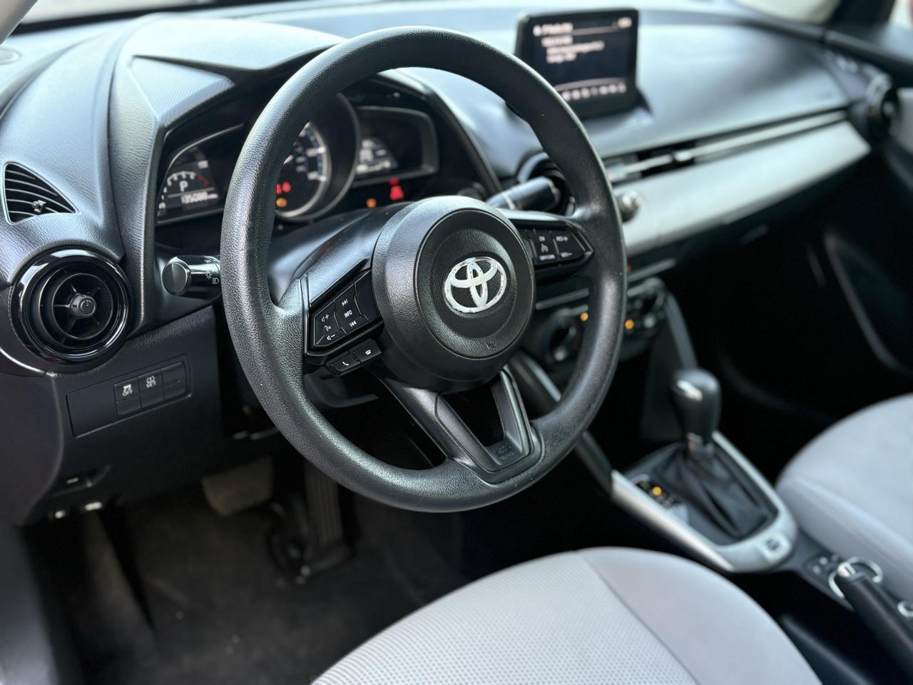 Toyota Yaris Sedan XLE Auto (Natl) 2019