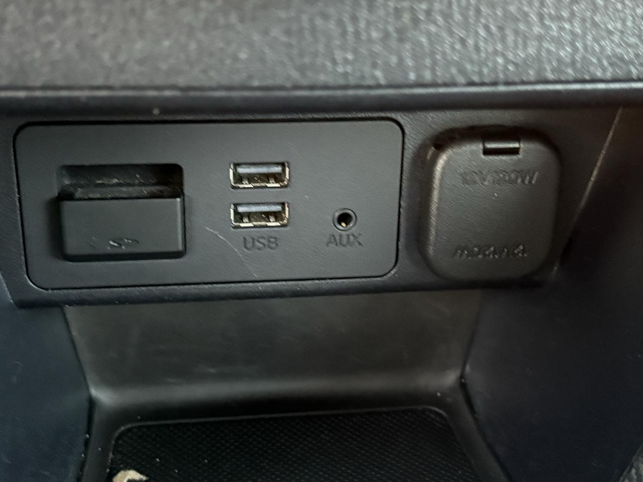 Toyota Yaris Sedan XLE Auto (Natl) 2019