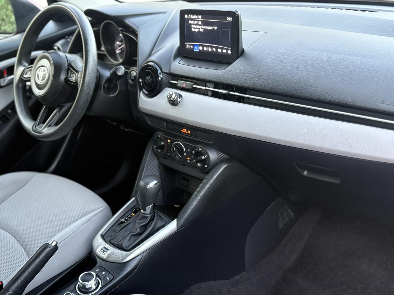 Toyota Yaris Sedan XLE Auto (Natl) 2019