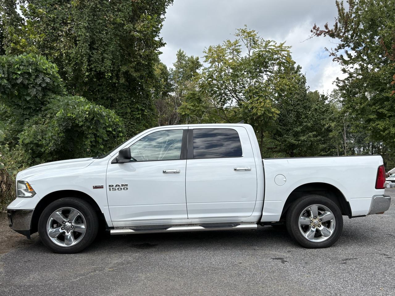 RAM 1500 2WD Crew Cab 140.5" Big Horn 2015