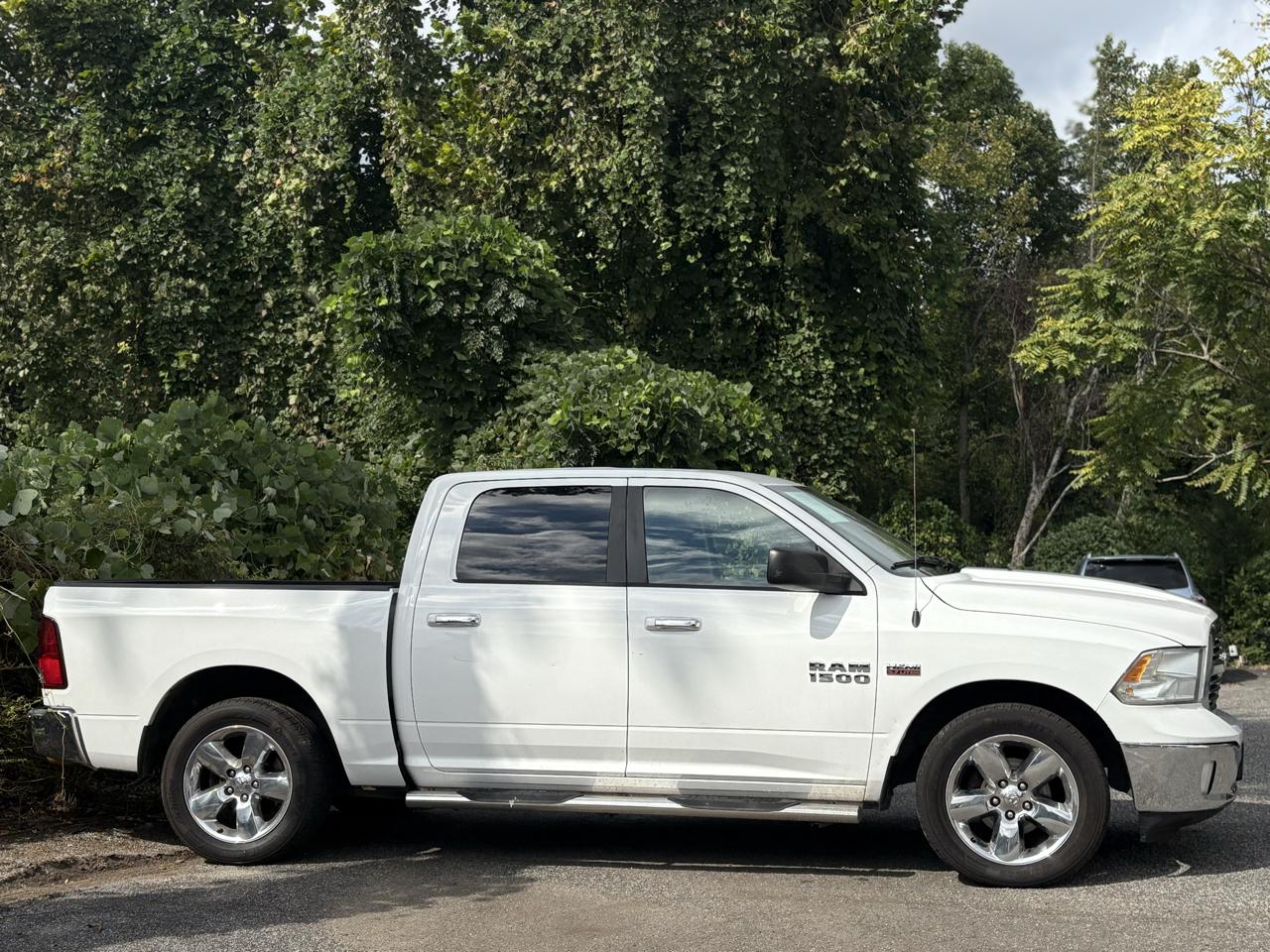 RAM 1500 2WD Crew Cab 140.5" Big Horn 2015