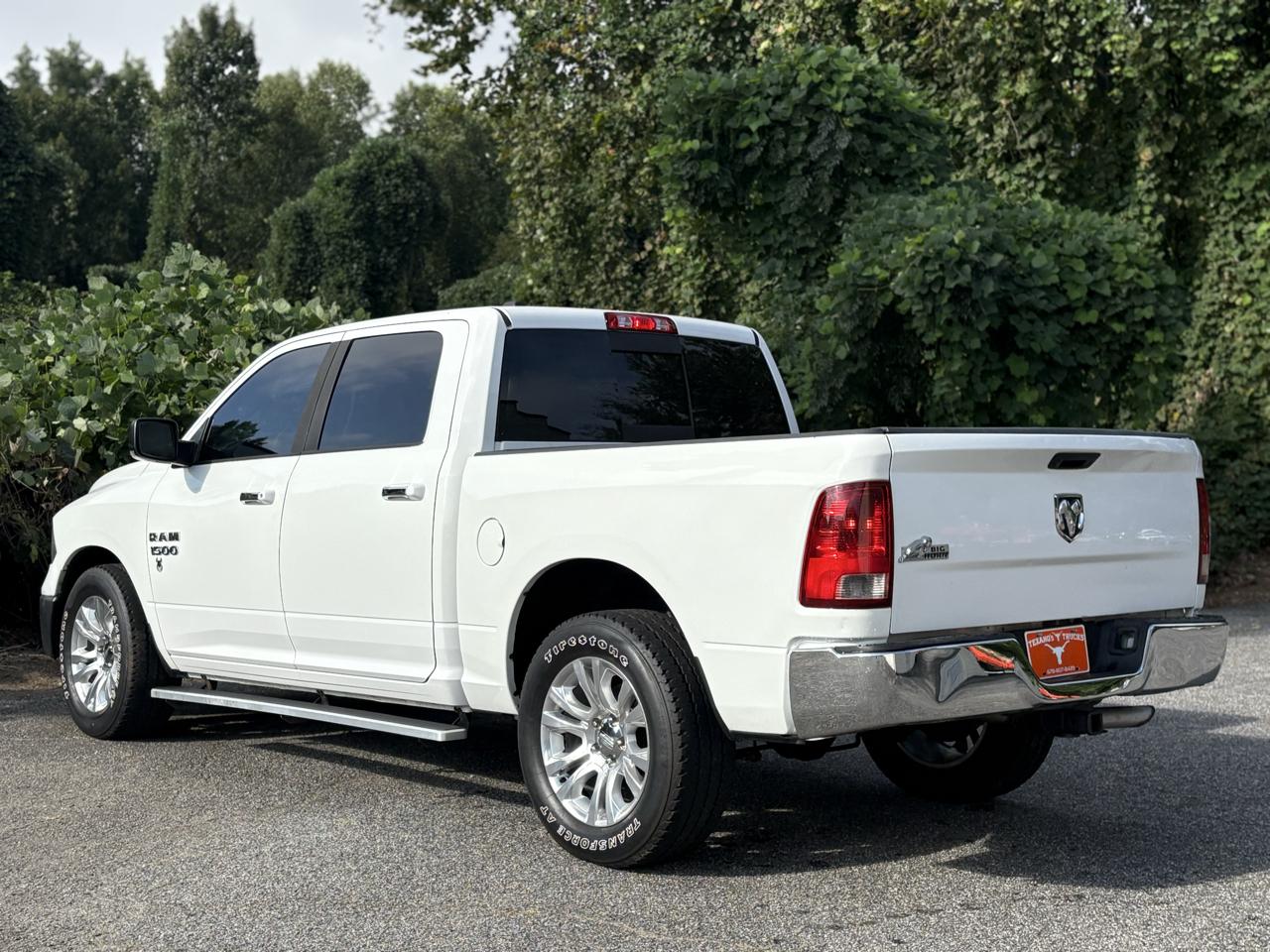 RAM 1500 4WD Crew Cab 140.5" Big Horn 2015