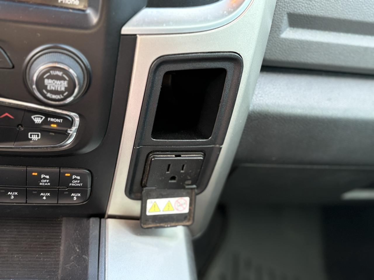 RAM 2500 4WD Crew Cab 169" Outdoorsman 2016