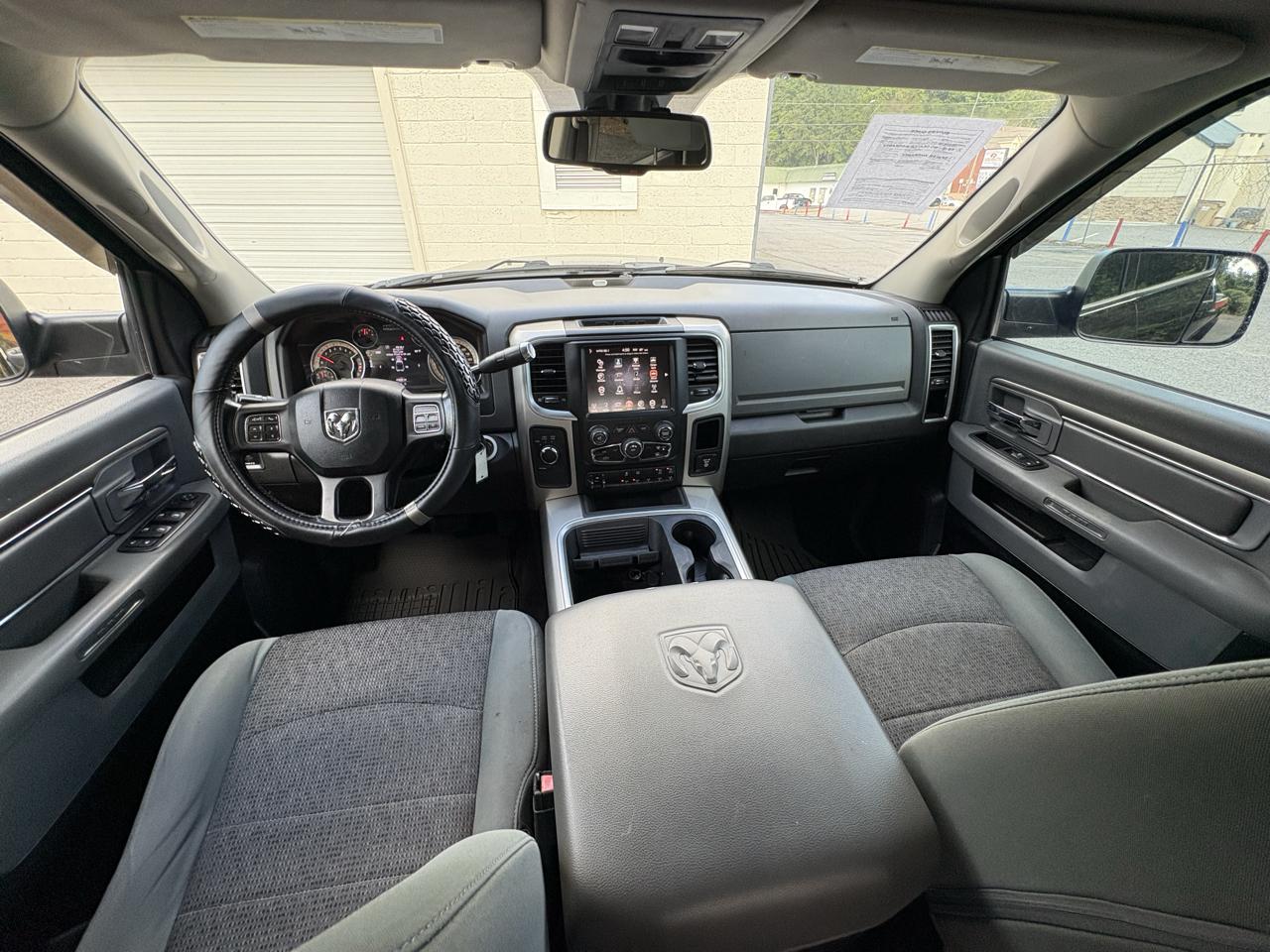 RAM 2500 4WD Crew Cab 169" Outdoorsman 2016