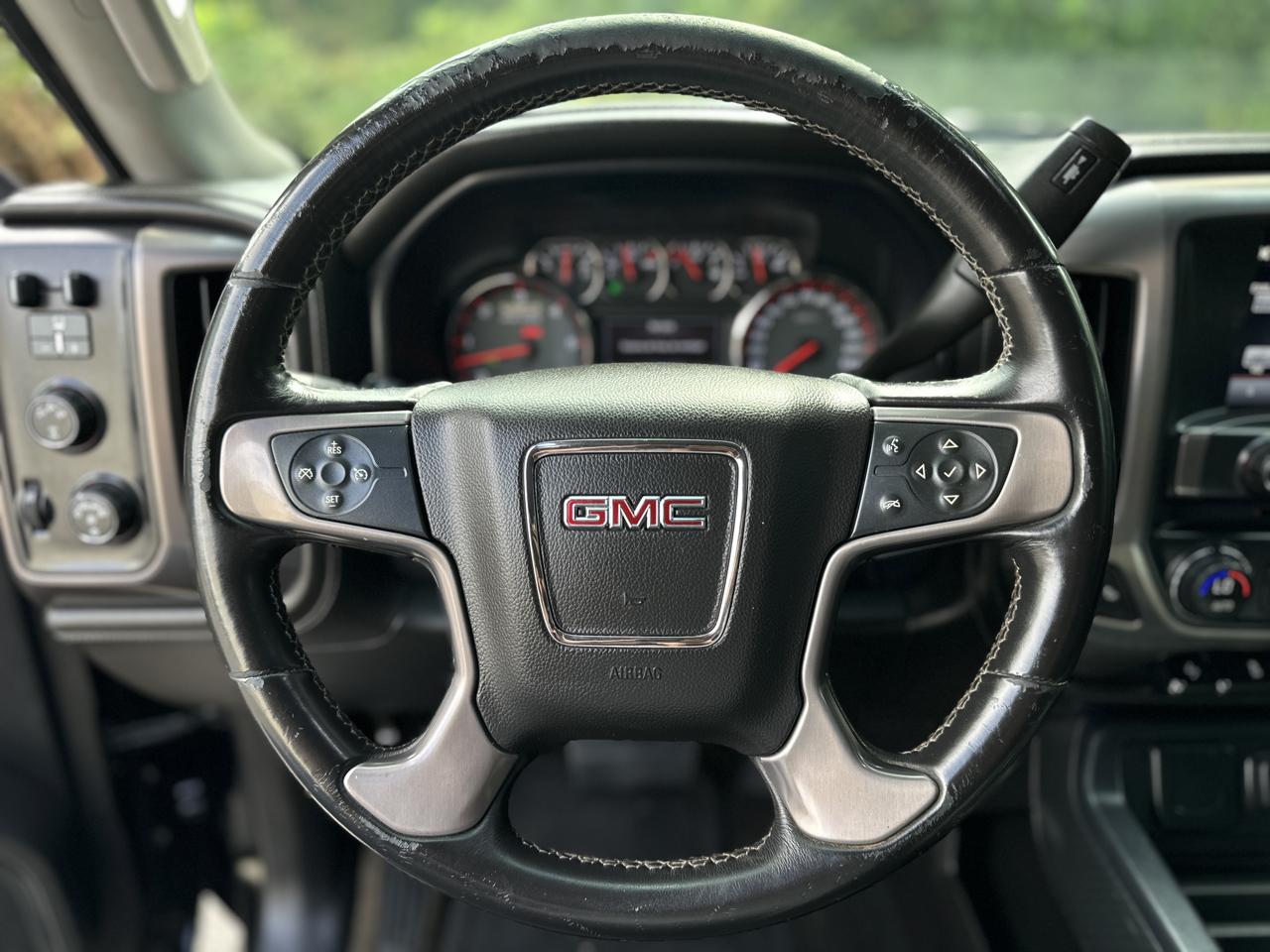 GMC Sierra 2500HD 4WD Crew Cab 153.7" Denali 2019