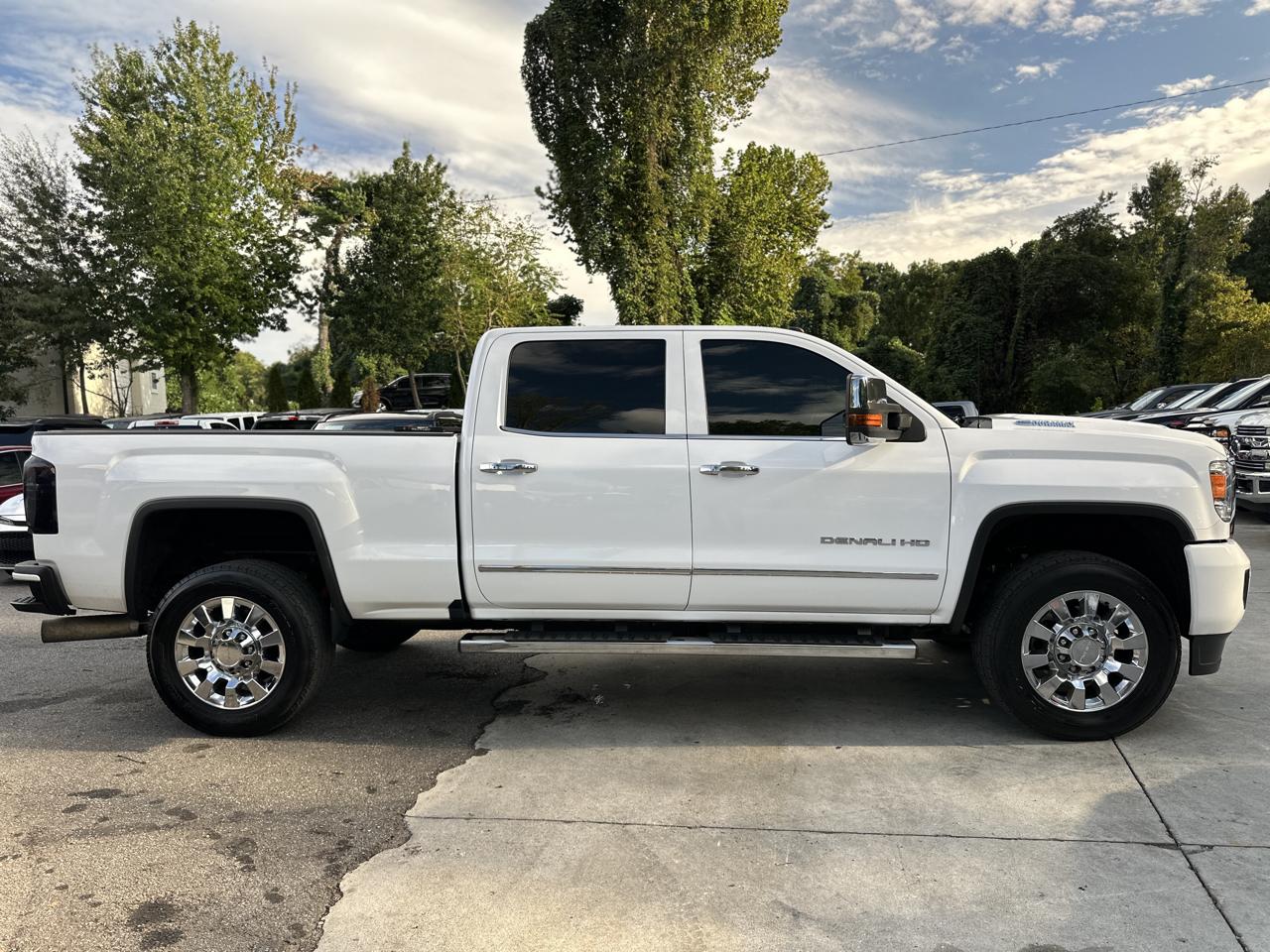 GMC Sierra 2500HD 4WD Crew Cab 153.7" Denali 2019