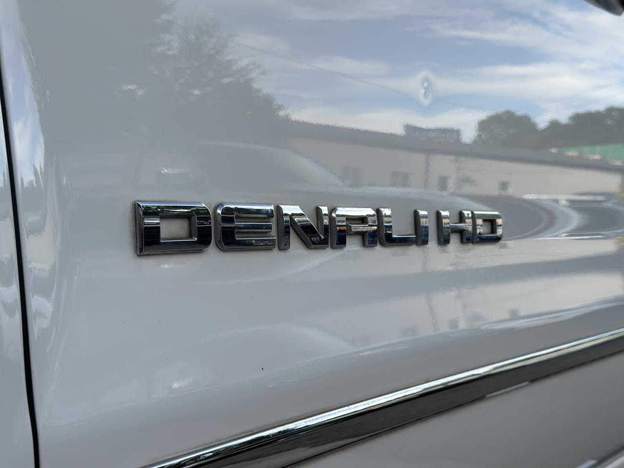 GMC Sierra 2500HD 4WD Crew Cab 153.7" Denali 2019