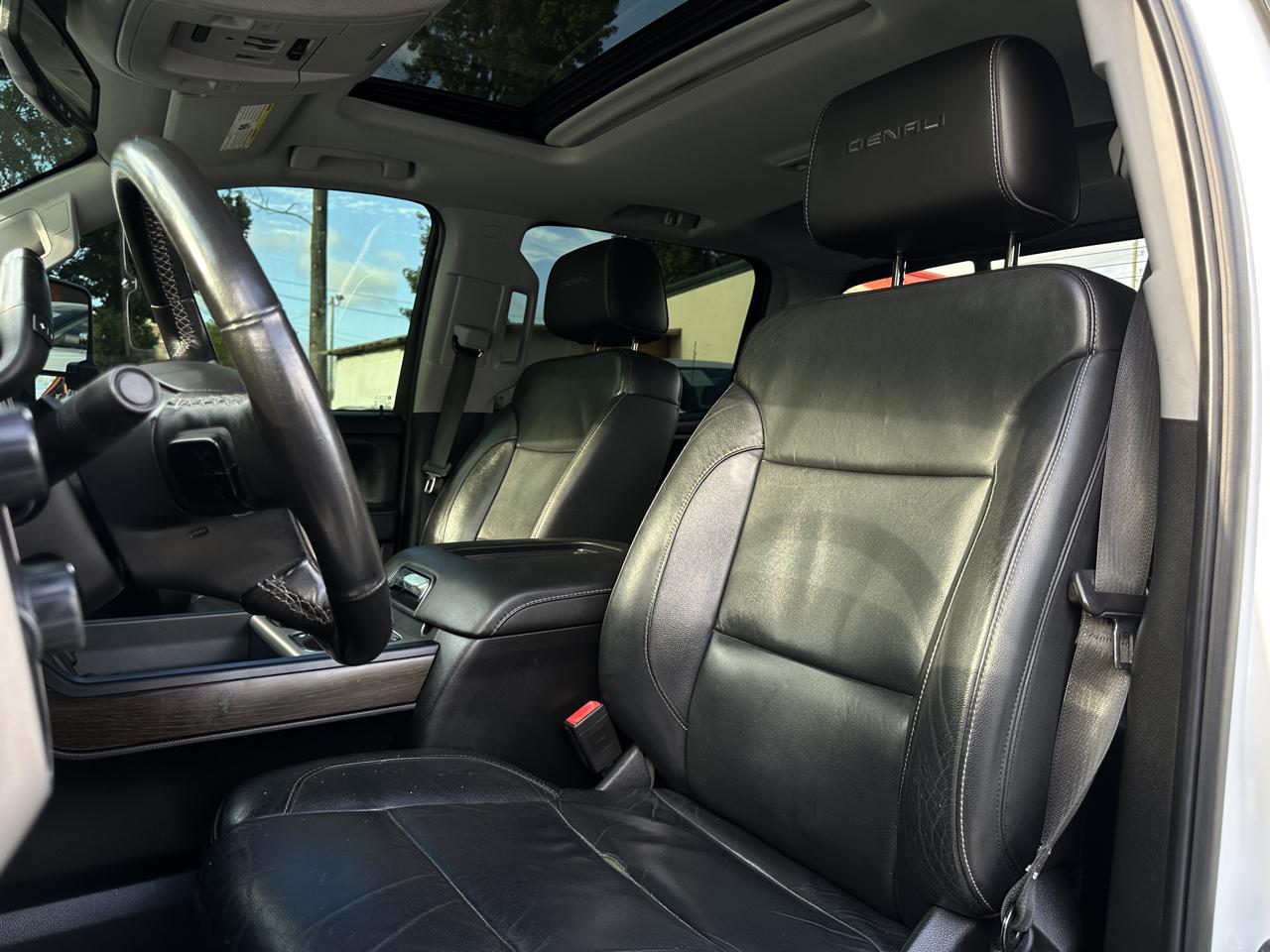 GMC Sierra 2500HD 4WD Crew Cab 153.7" Denali 2019